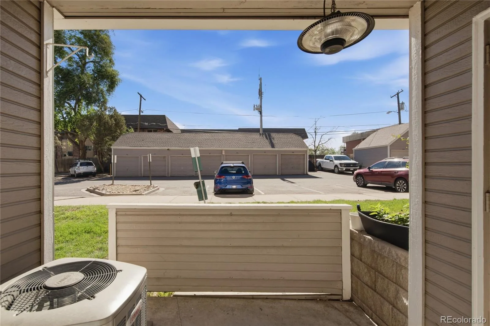 5735 W Atlantic Place #101 Lakewood CO 80227 | MLS #REC1761484 06302026061231 1600 18
