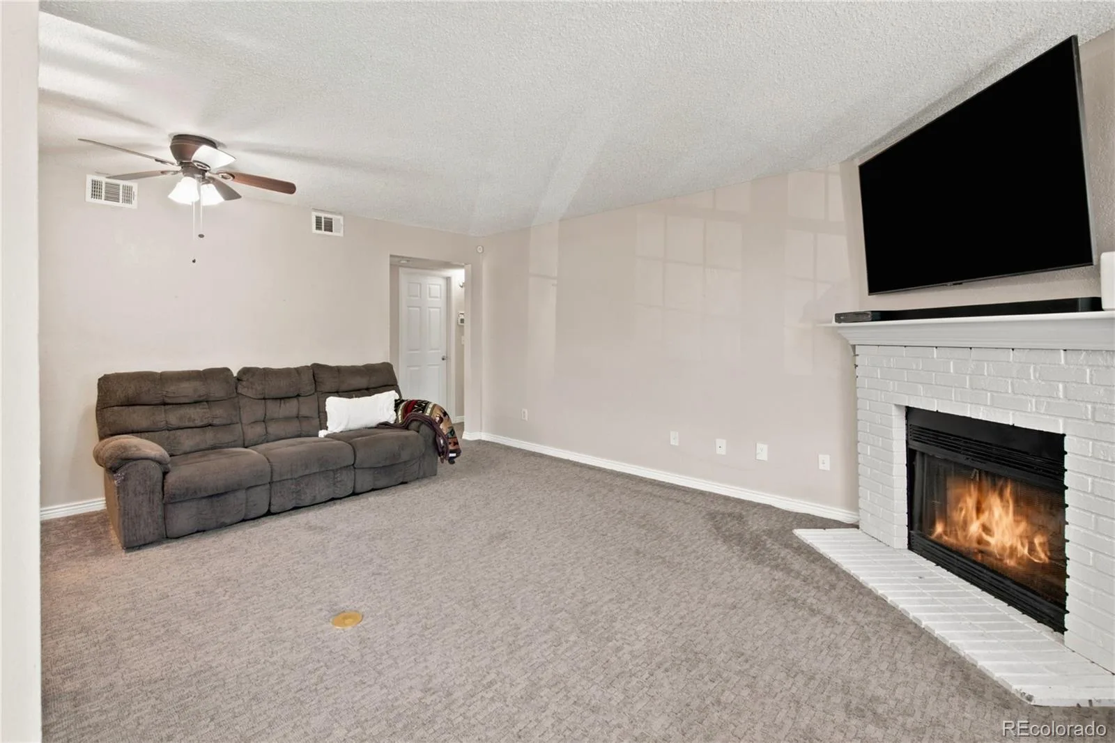 5735 W Atlantic Place #101 Lakewood CO 80227 | MLS #REC1761484 06302026061231 1600 2
