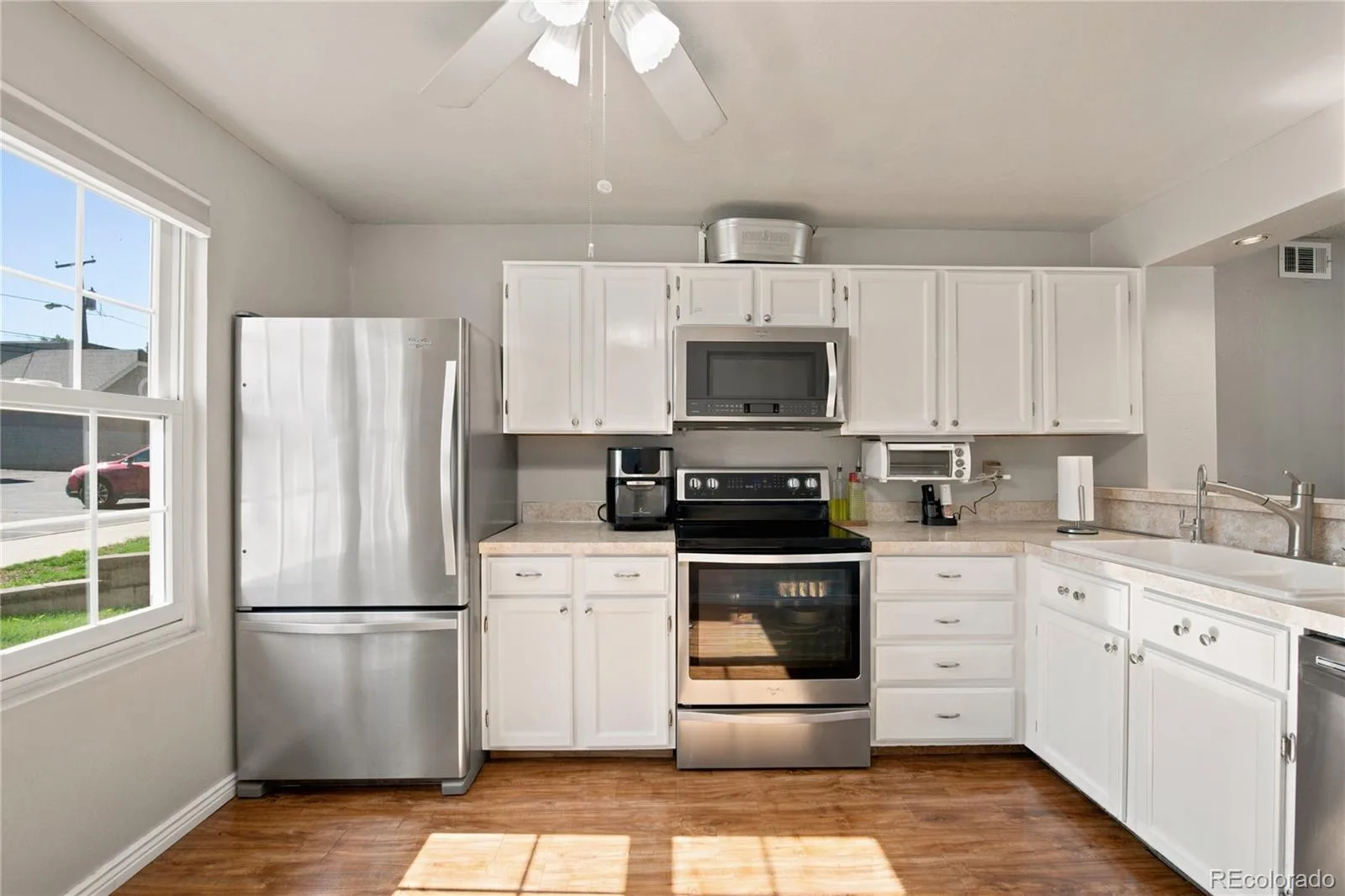 5735 W Atlantic Place #101 Lakewood CO 80227 | MLS #REC1761484 06302026061231 1600 8