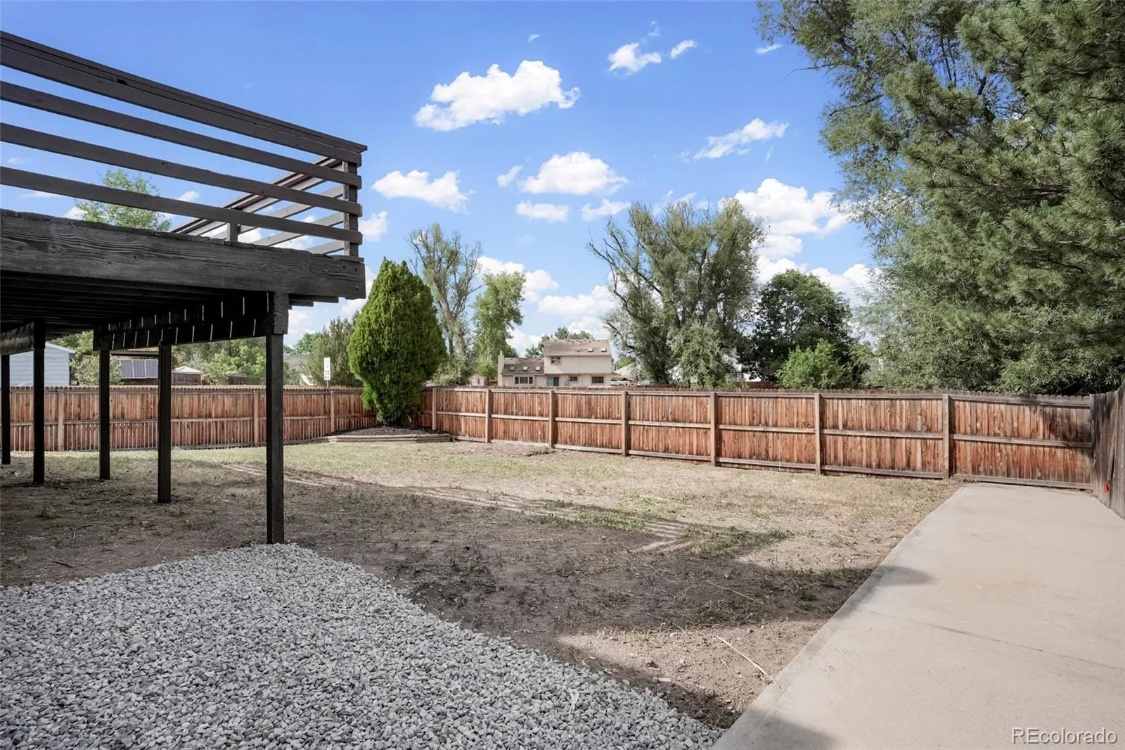 9285 W Wagon Trail Drive Littleton CO 80123 | MLS #REC1761796 08142026202421 1600 17