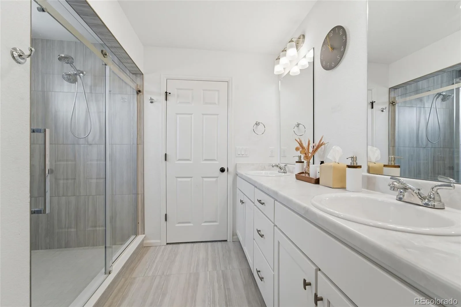 21962 E 44th Drive Aurora CO 80019 | MLS #REC1764052 08242026161006 1600 13