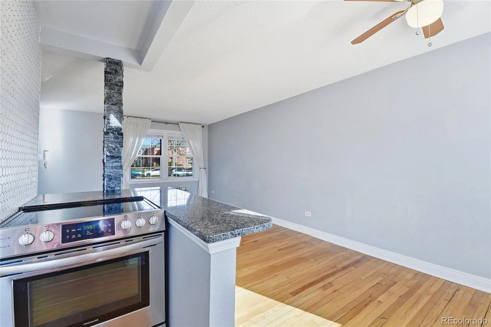 2823 Jasmine Street Denver CO 80207 | MLS #REC1765479 08212026160844 1600 14