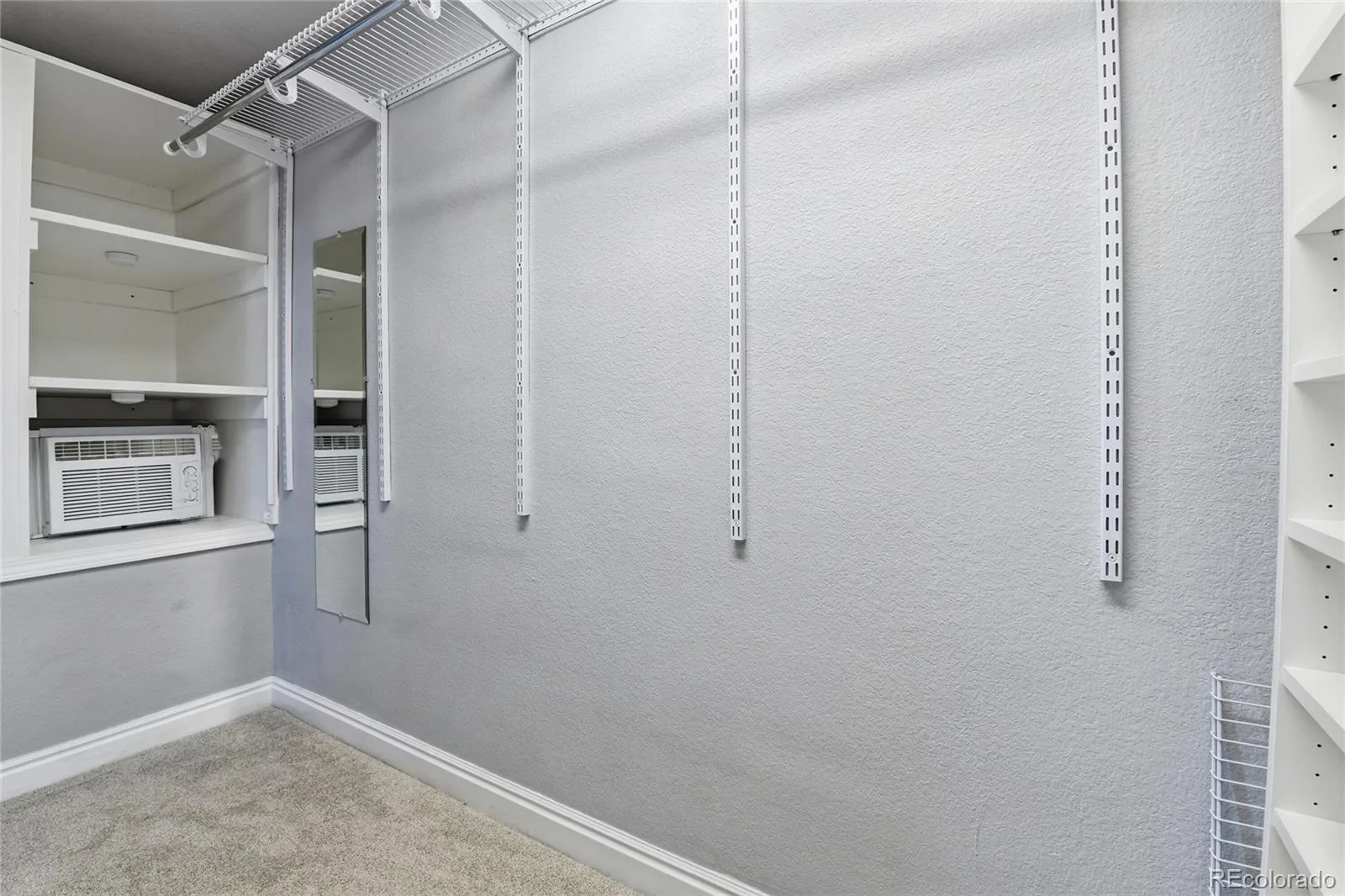 2823 Jasmine Street Denver CO 80207 | MLS #REC1765479 08212026160844 1600 17
