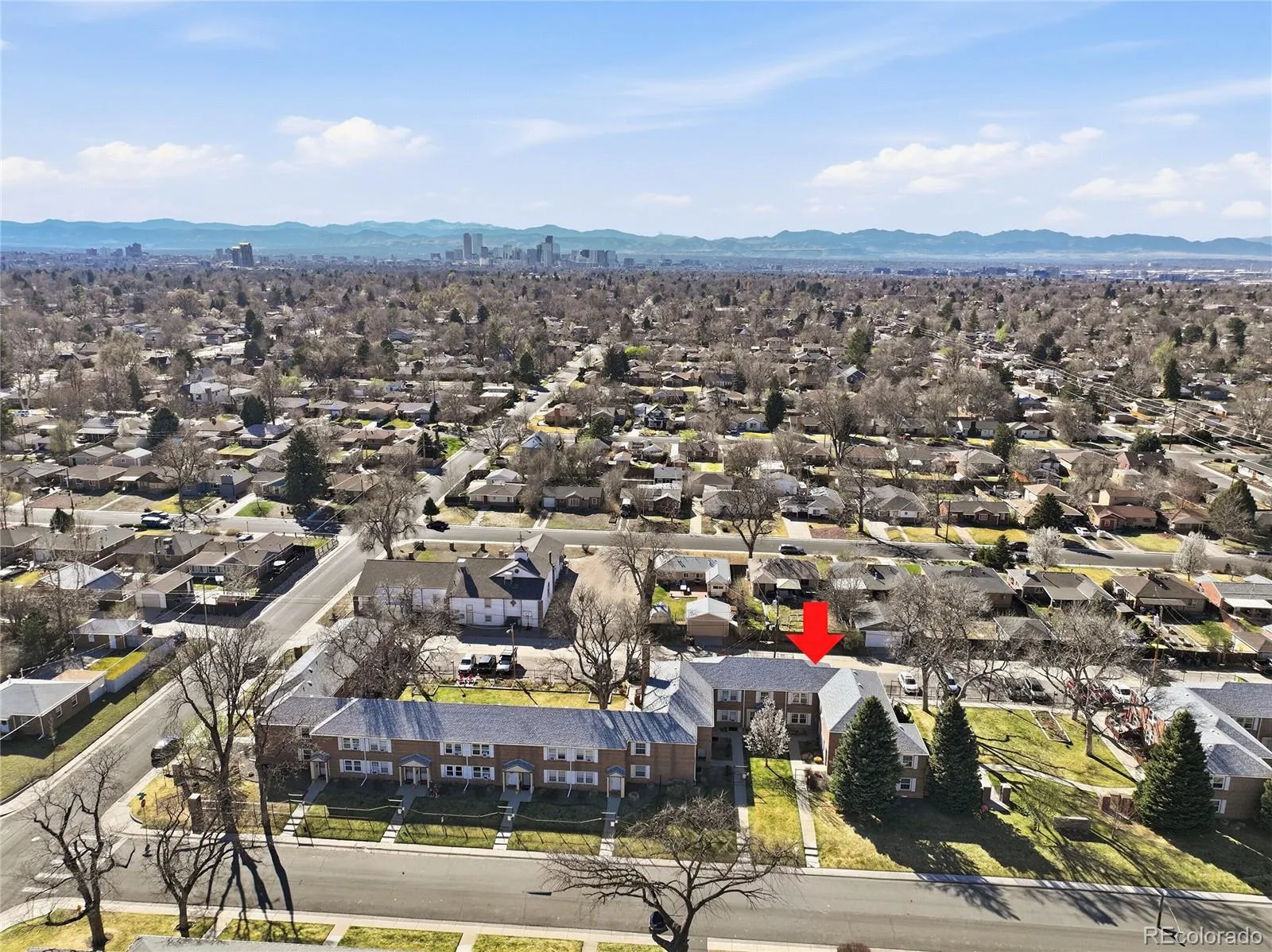 2823 Jasmine Street Denver CO 80207 | MLS #REC1765479 08212026160844 1600 26