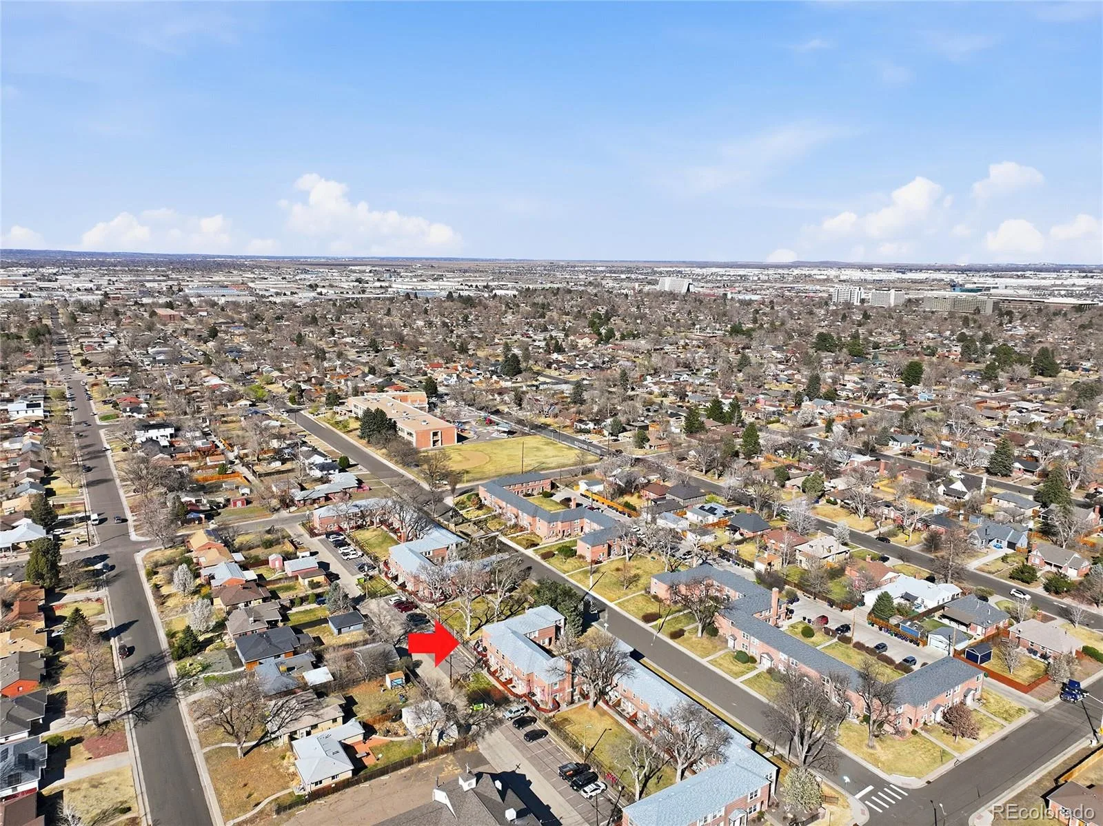 2823 Jasmine Street Denver CO 80207 | MLS #REC1765479 08212026160844 1600 27