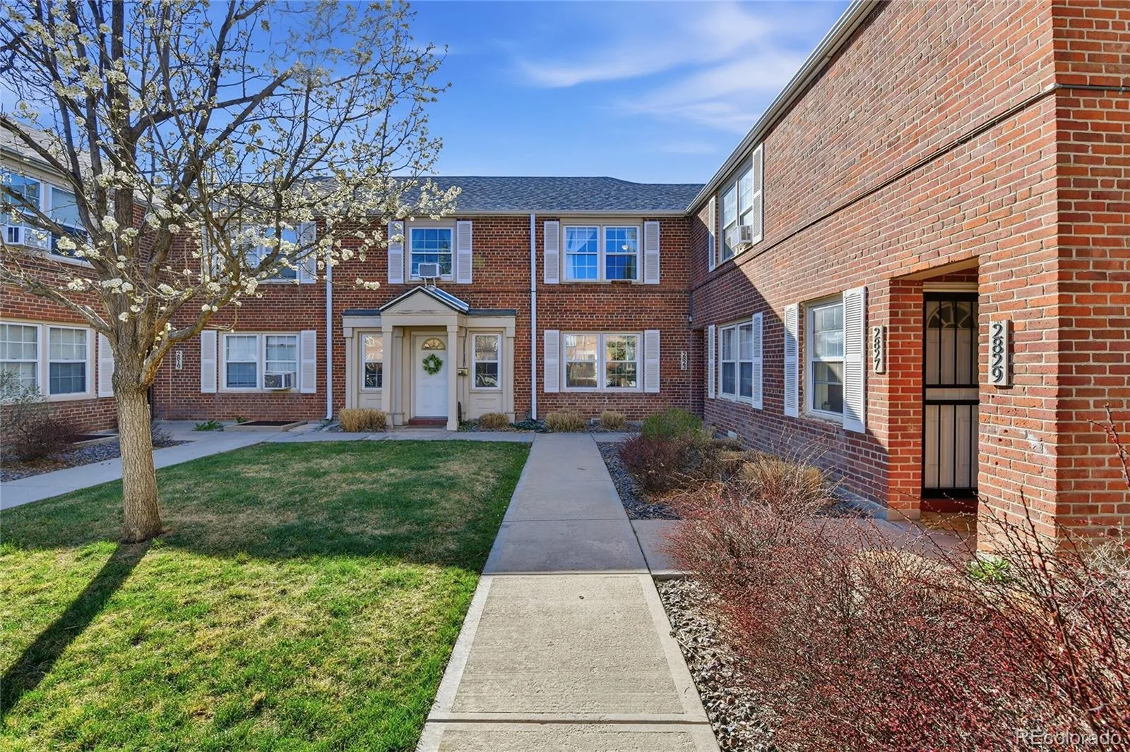2823 Jasmine Street Denver CO 80207 | MLS #REC1765479 08212026160844 1600 5