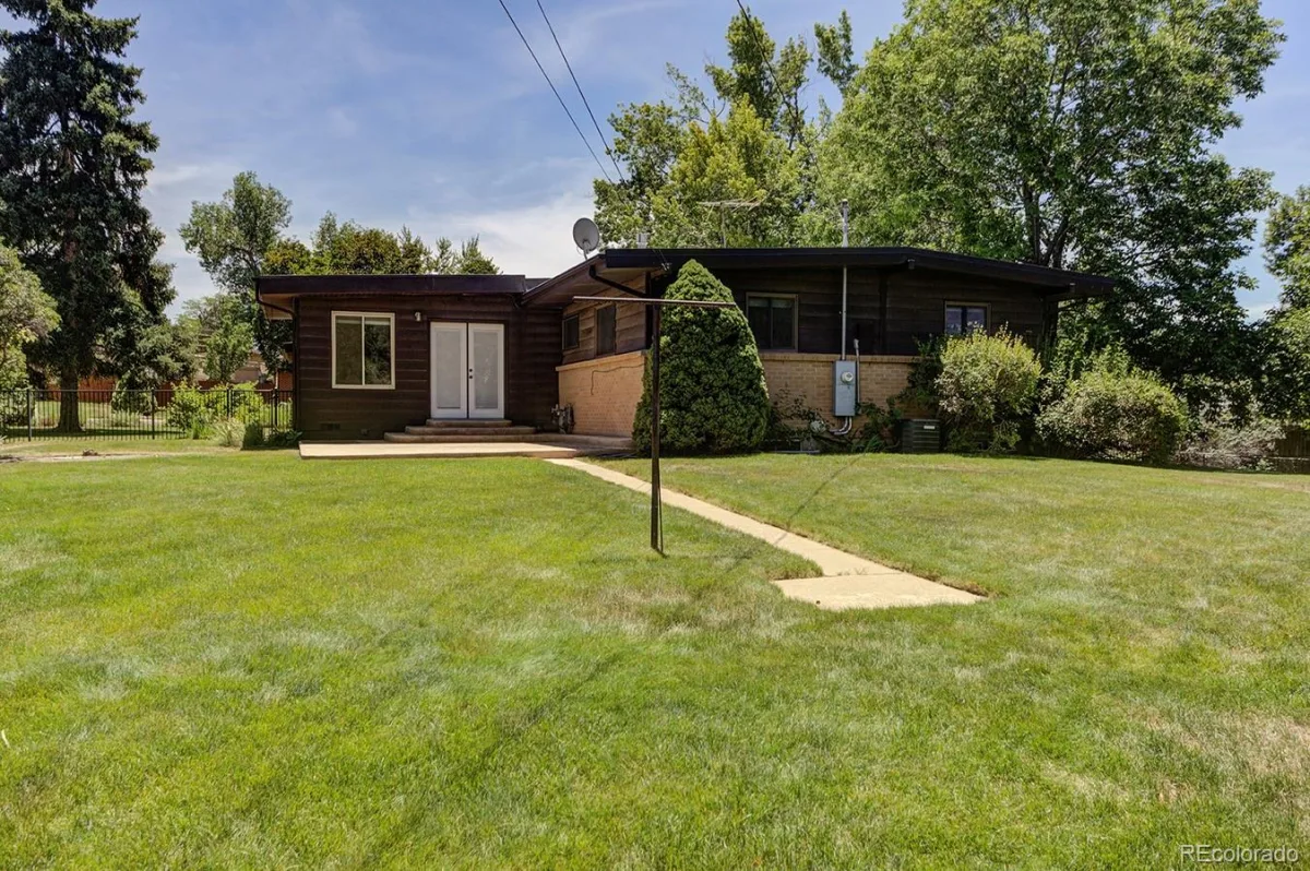 6035 S Milwaukee Way Centennial CO 80121 MLS #REC1765513 06172026192523 1200 20