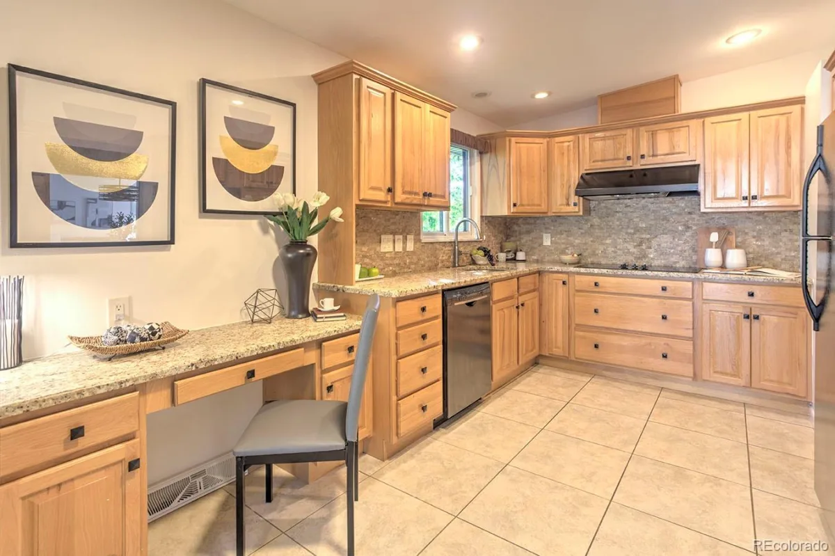 6035 S Milwaukee Way Centennial CO 80121 MLS #REC1765513 06172026192523 1200 8