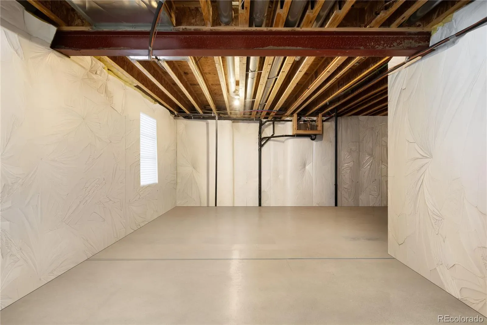 03262026003332 1600 38