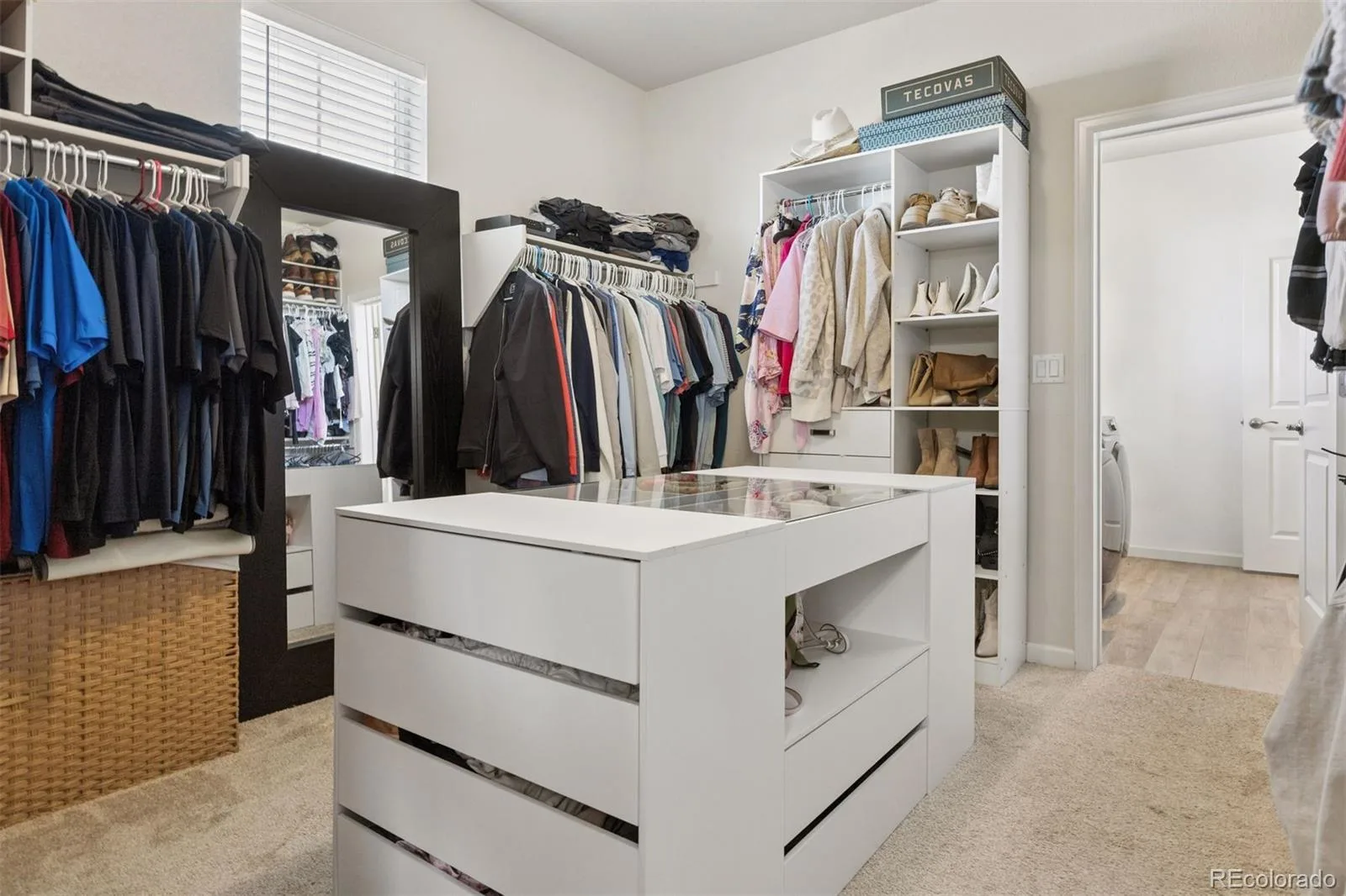 7585 S Quantock Court Aurora CO 80016 | MLS #REC1768835 10092026192157 1600 22