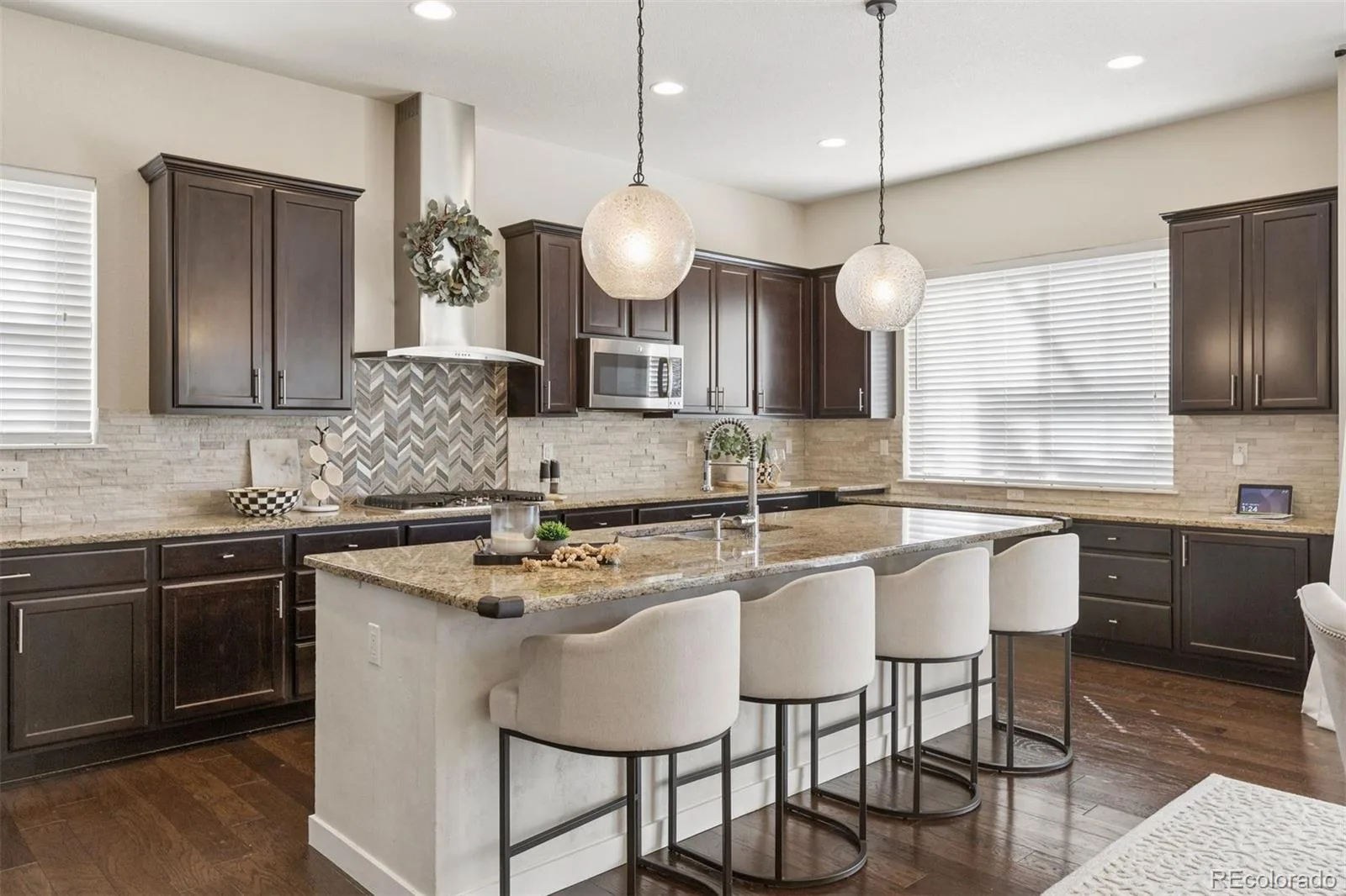 7585 S Quantock Court Aurora CO 80016 | MLS #REC1768835 10092026192157 1600 7