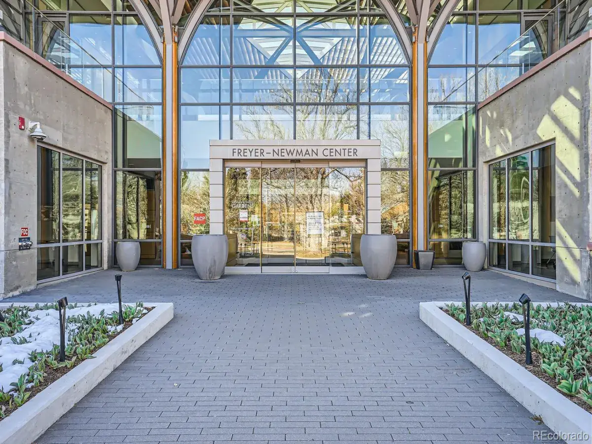 10212025211912 1200 19