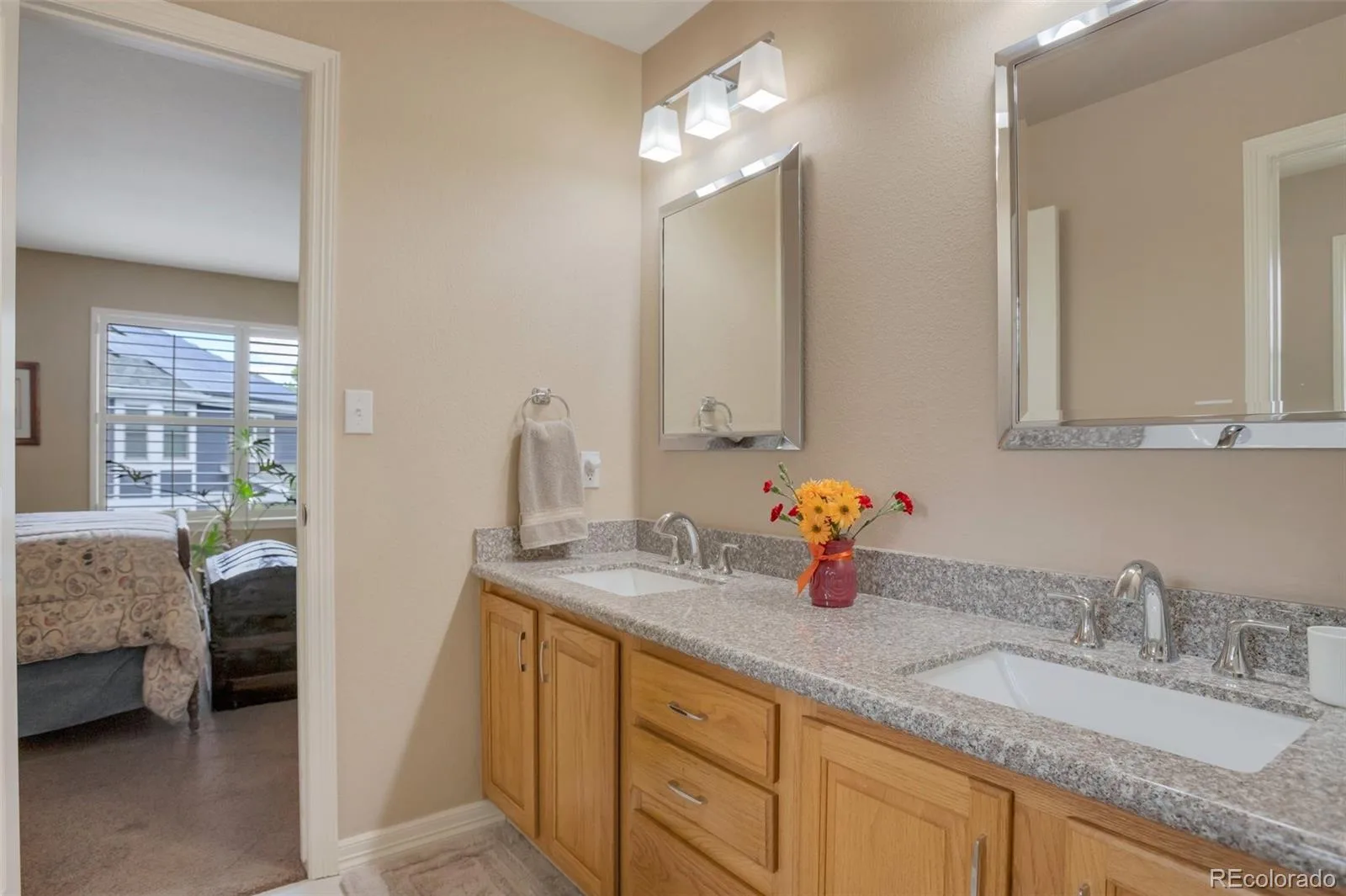 2359 Indian Paintbrush Circle Highlands Ranch CO 80129 MLS #REC1771686 06102026010520 1600 30