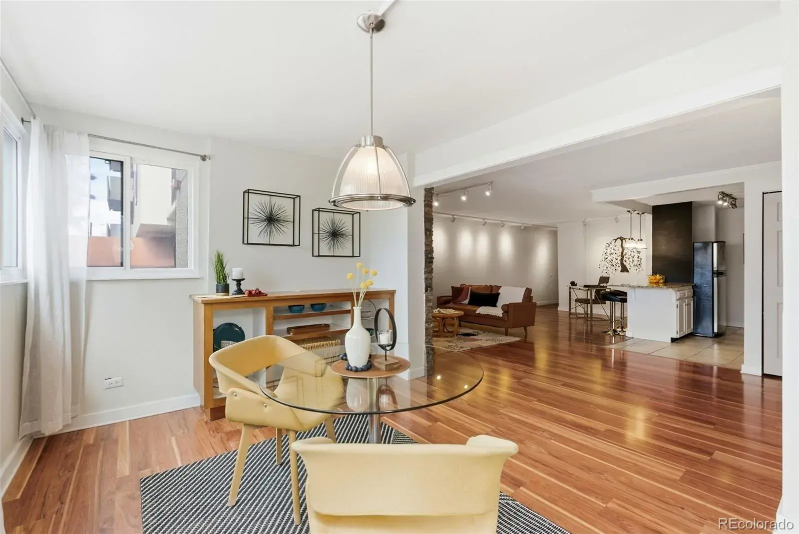 03032026182755 1600 25