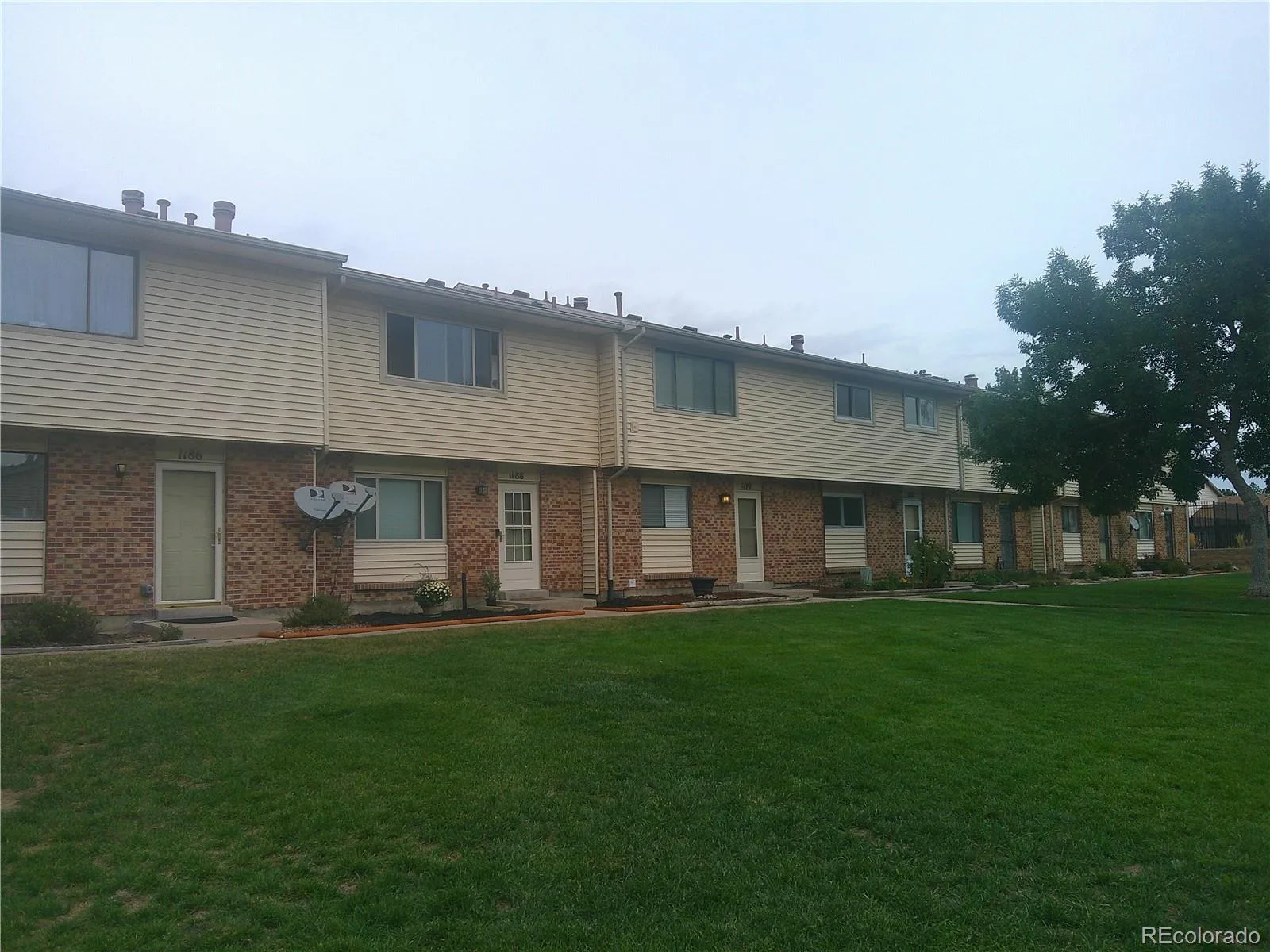 1190 S Troy Street Aurora CO 80012 | MLS #REC1772053 09262026014446 1600 34