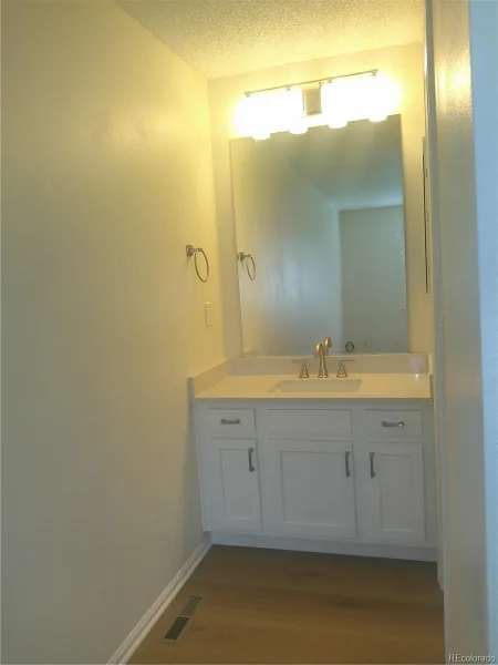 1190 S Troy Street Aurora CO 80012 | MLS #REC1772053 09262026014446 800 28