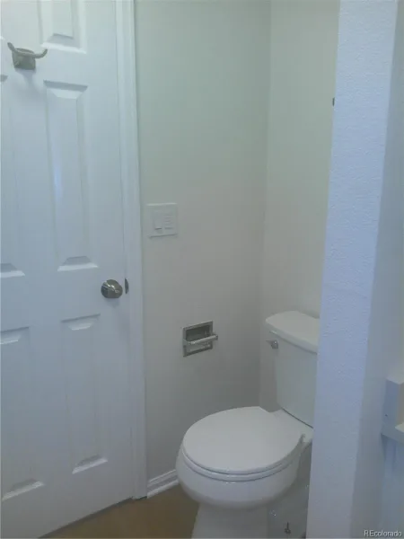1190 S Troy Street Aurora CO 80012 | MLS #REC1772053 09262026014446 800 32