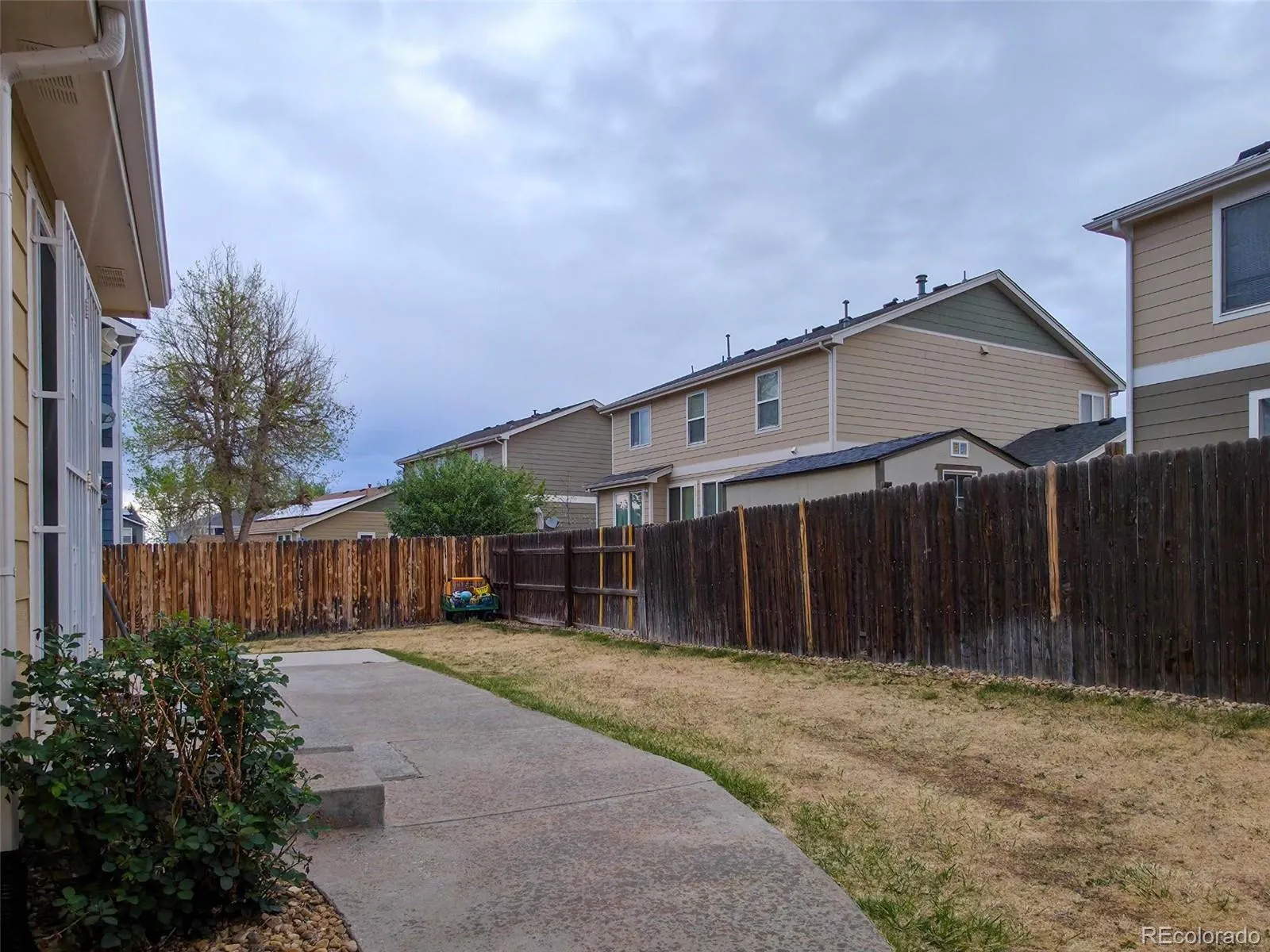 5560 Lewiston Street Denver CO 80239 MLS #REC1772244 04302026010654 1600 29