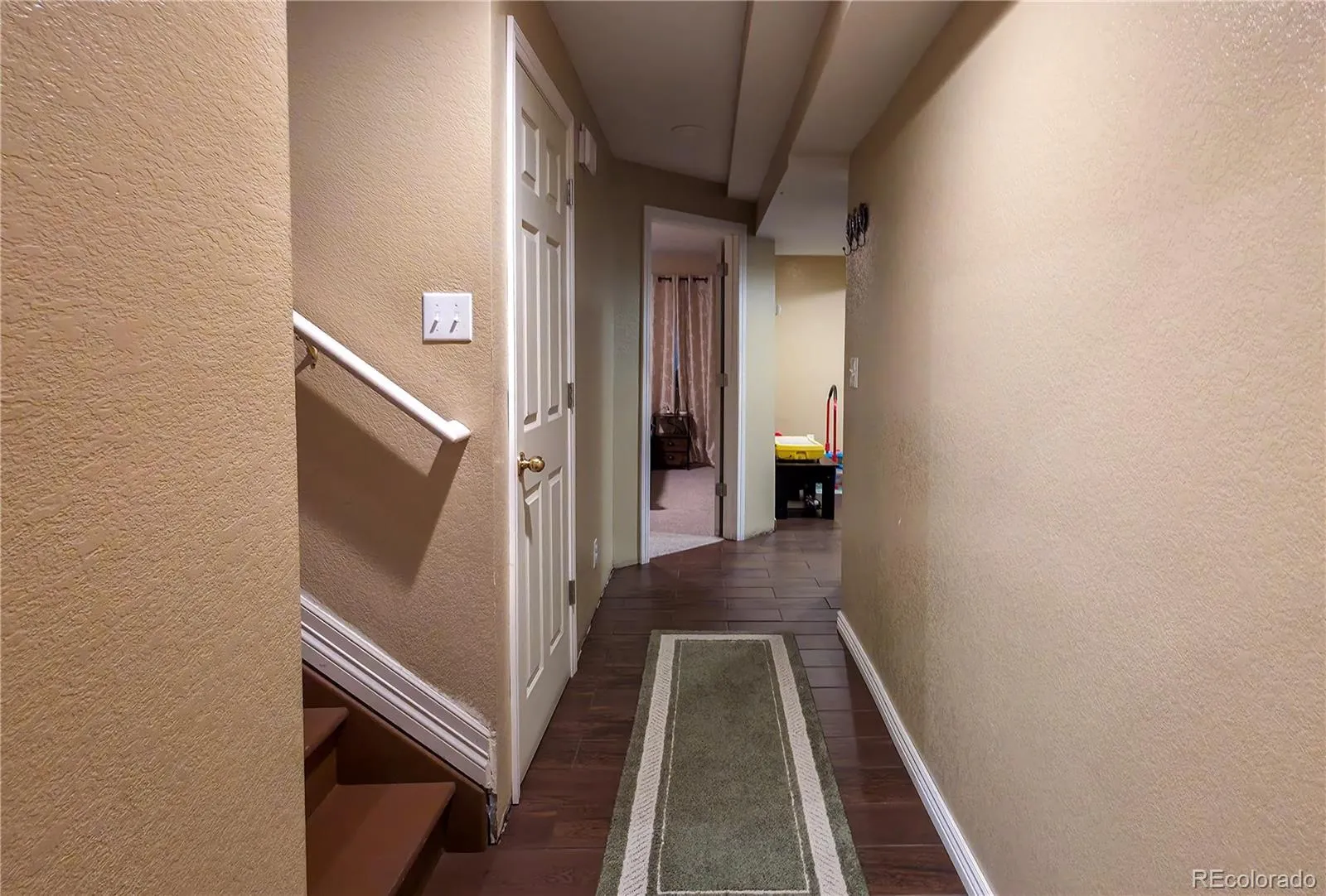 5560 Lewiston Street Denver CO 80239 MLS #REC1772244 04302026010654 1600 34