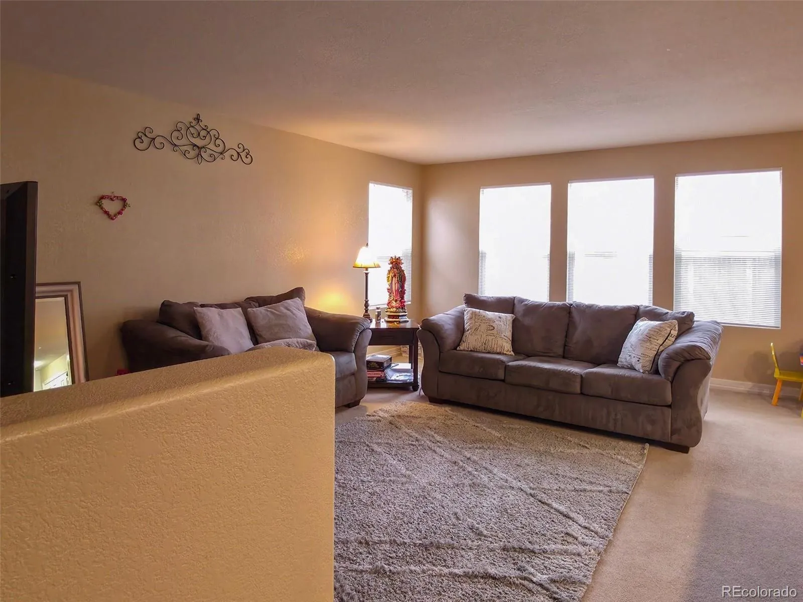 5560 Lewiston Street Denver CO 80239 MLS #REC1772244 04302026010654 1600 7