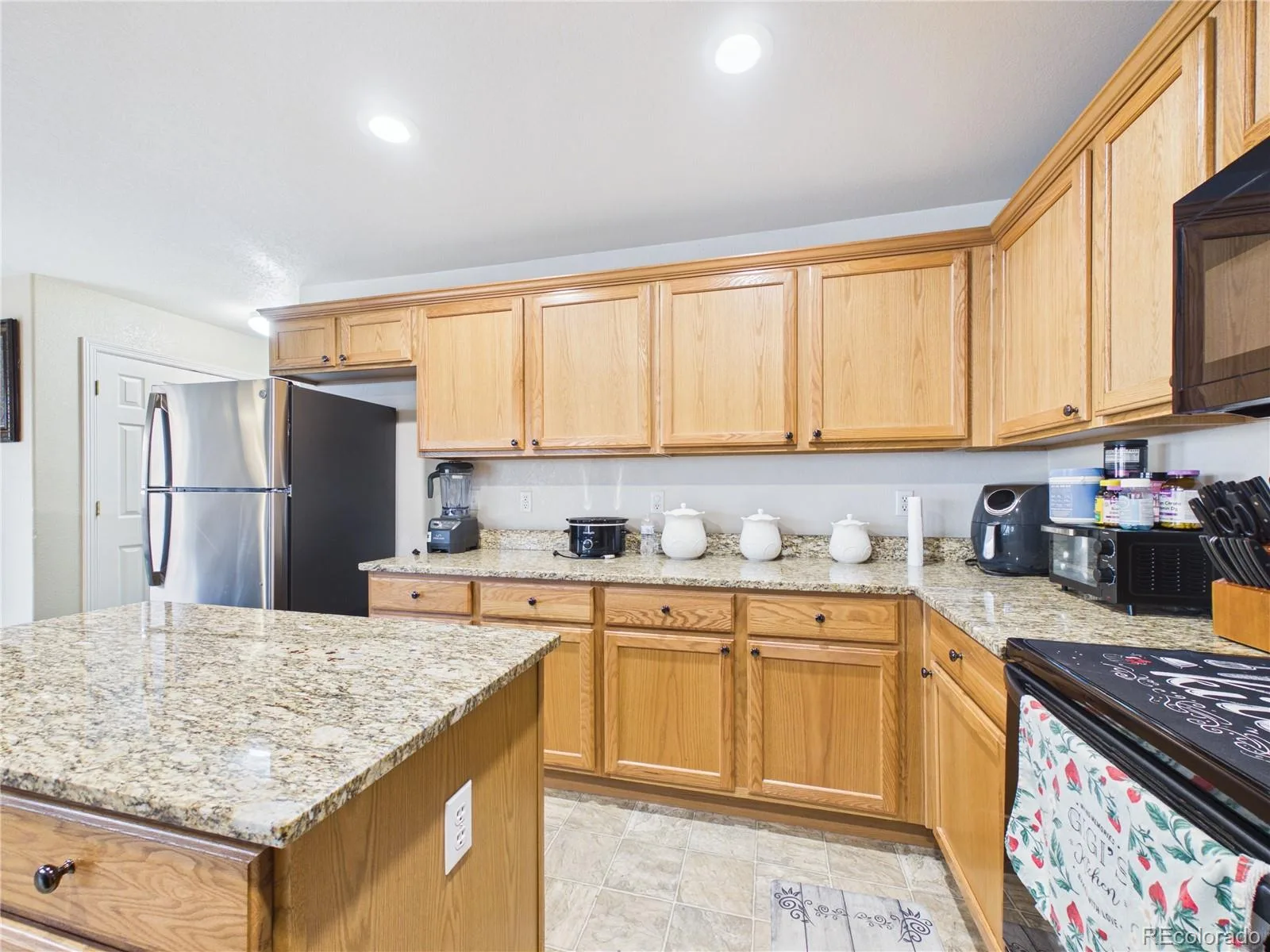 5560 Lewiston Street Denver CO 80239 | MLS #REC1772244 08132026233904 1600 13