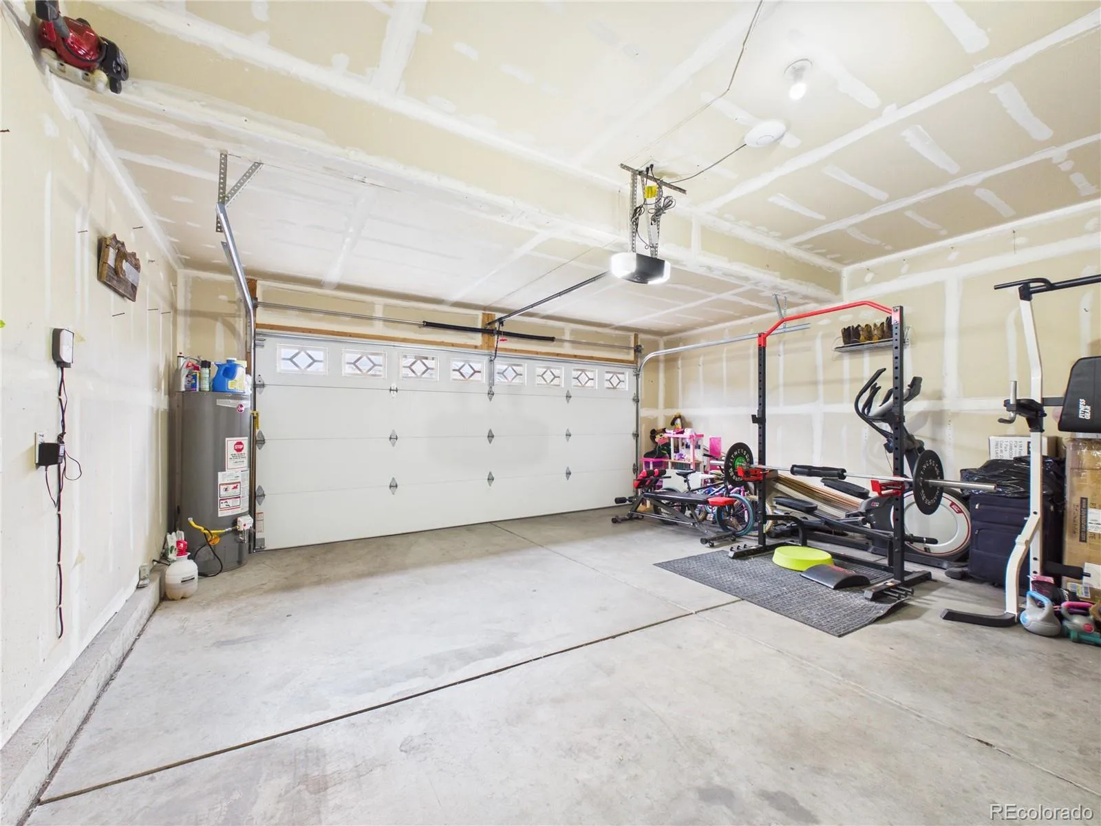 5560 Lewiston Street Denver CO 80239 | MLS #REC1772244 08132026233904 1600 22