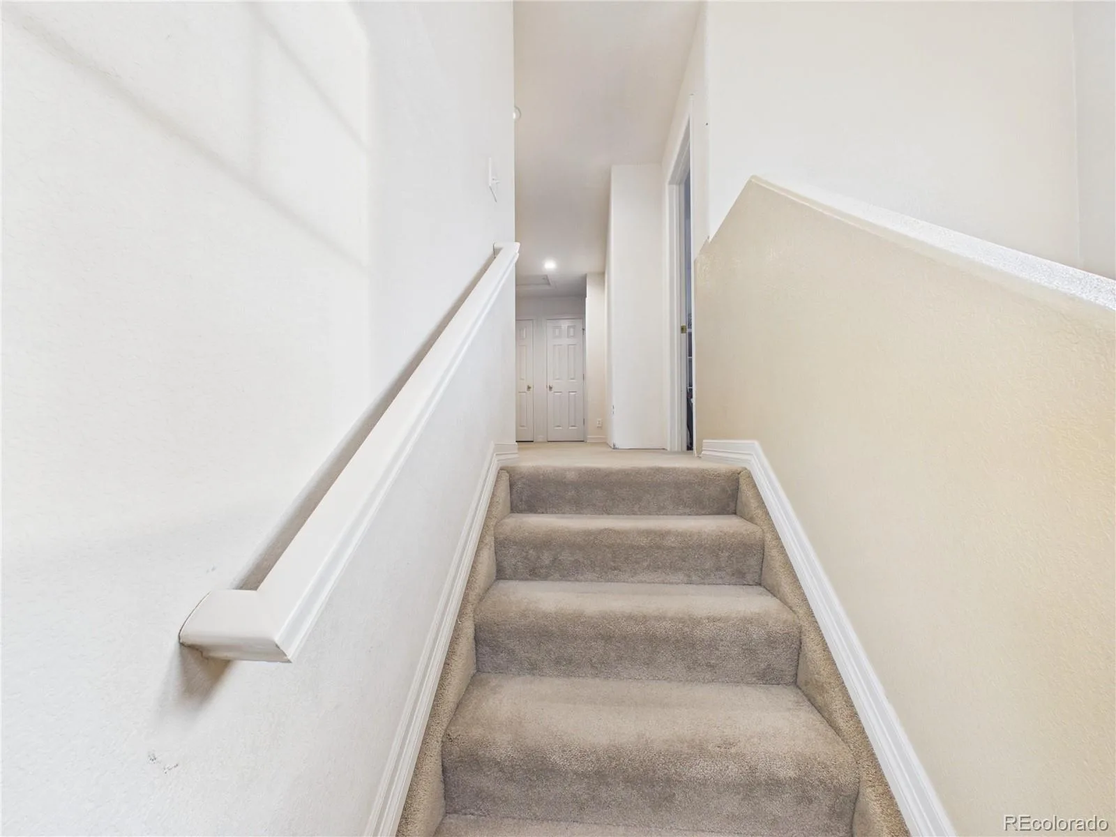 5560 Lewiston Street Denver CO 80239 | MLS #REC1772244 08132026233904 1600 25