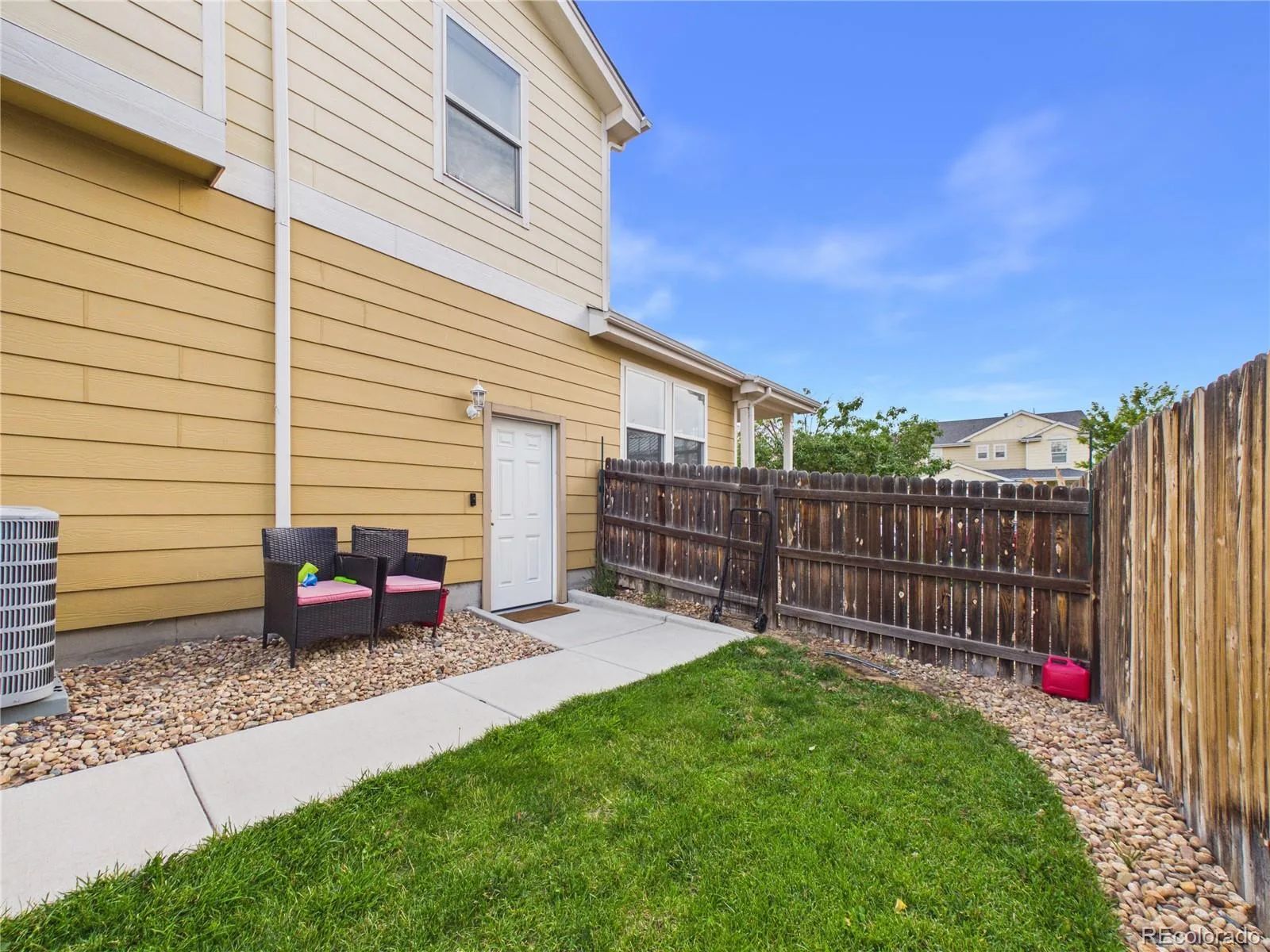 5560 Lewiston Street Denver CO 80239 | MLS #REC1772244 08132026233904 1600 41