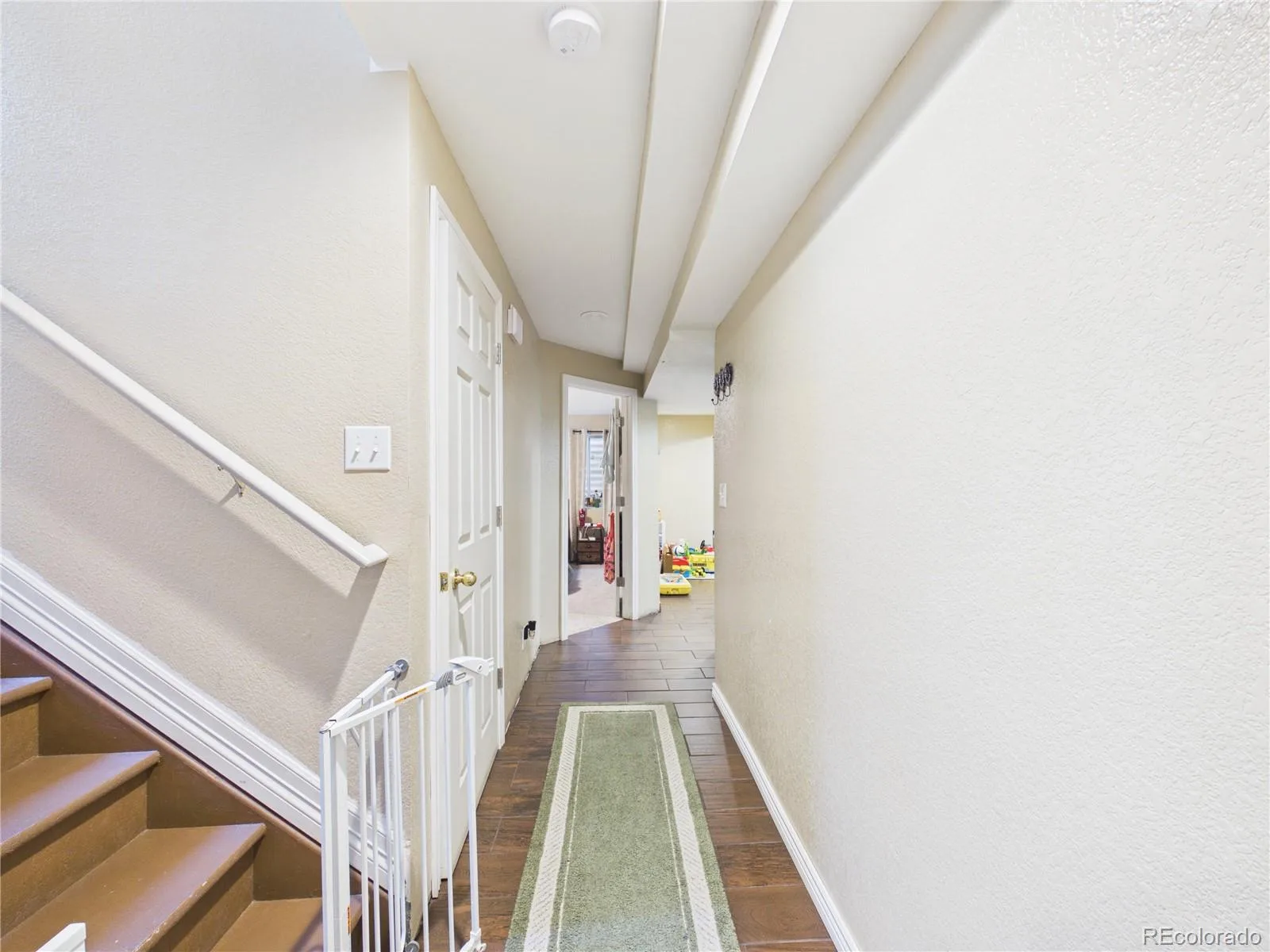 5560 Lewiston Street Denver CO 80239 | MLS #REC1772244 08132026233904 1600 45