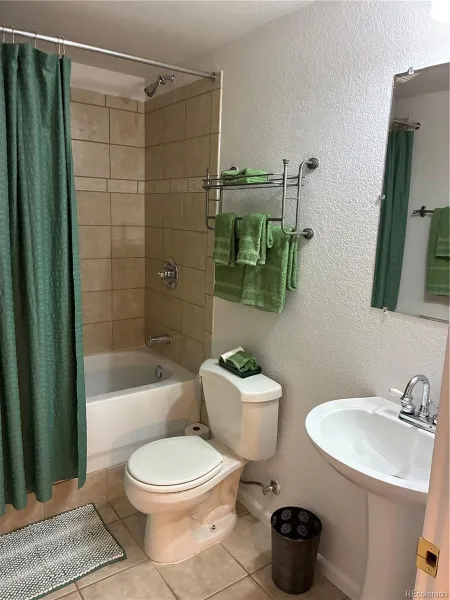 90 S Trenton Street Denver CO 80230 MLS #REC1773163 04212026223413 800 19