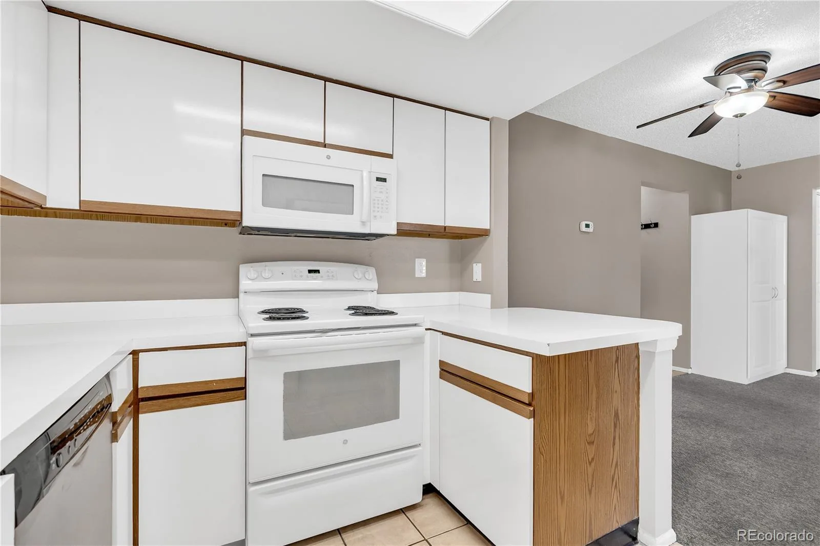 12524 E Pacific Circle #B Aurora CO 80014 | MLS #REC1774465 08242026204844 1600 11