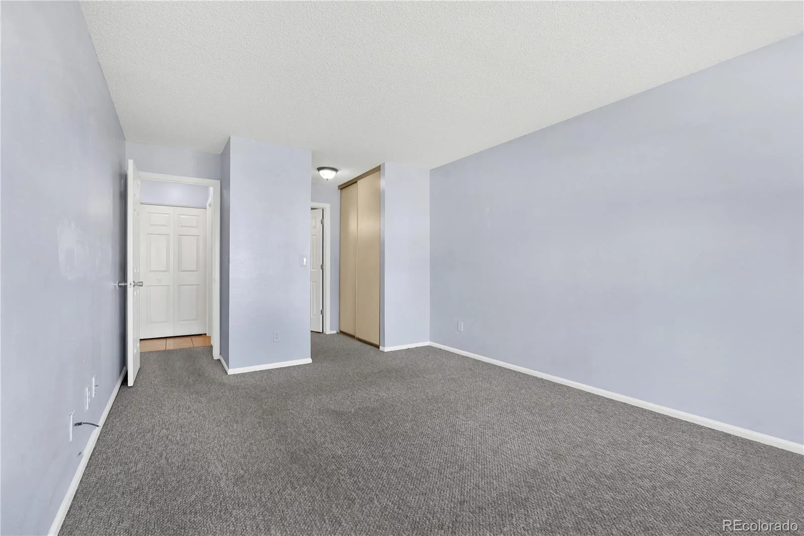 12524 E Pacific Circle #B Aurora CO 80014 | MLS #REC1774465 08242026204844 1600 14