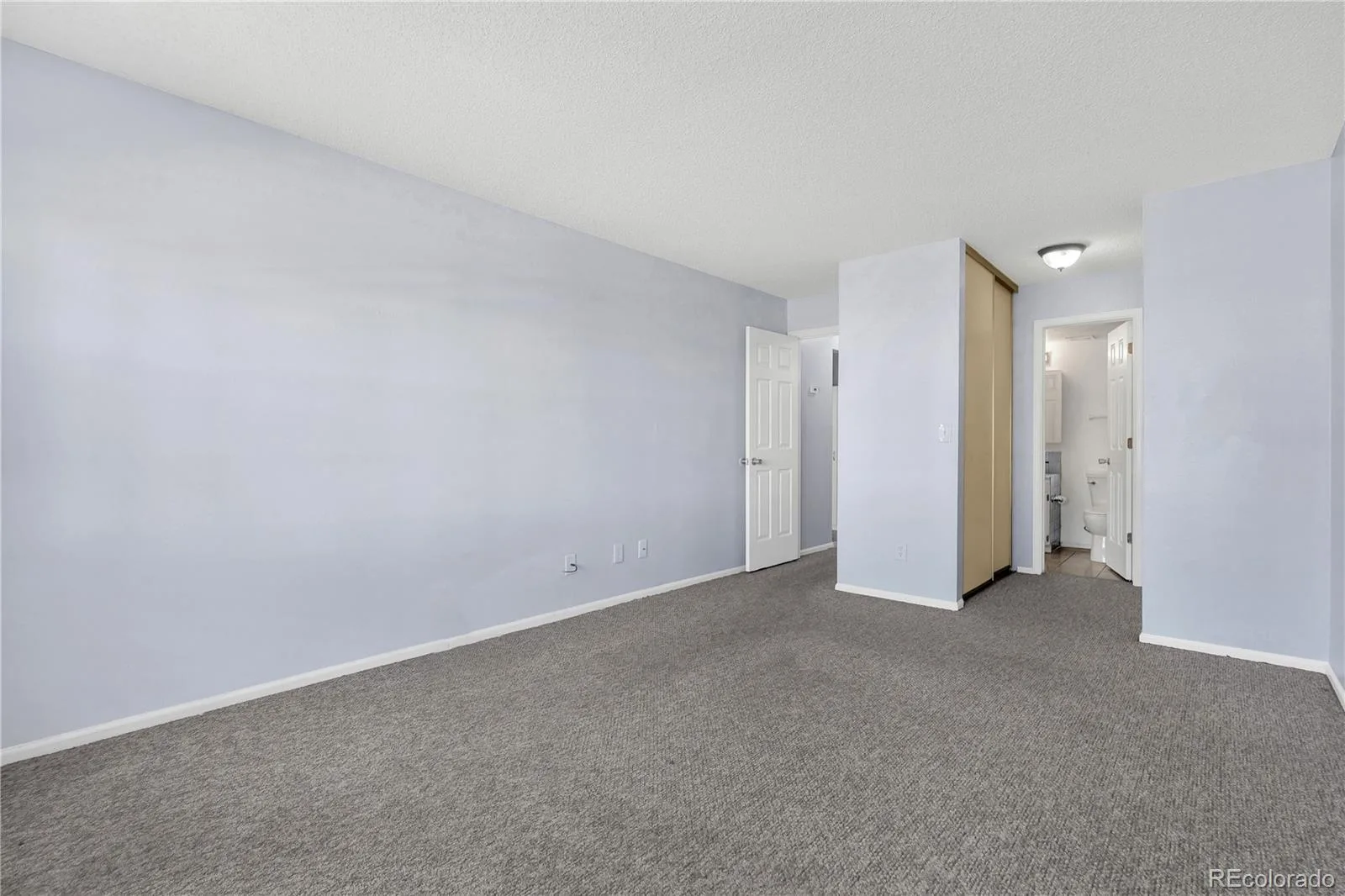 12524 E Pacific Circle #B Aurora CO 80014 | MLS #REC1774465 08242026204844 1600 17