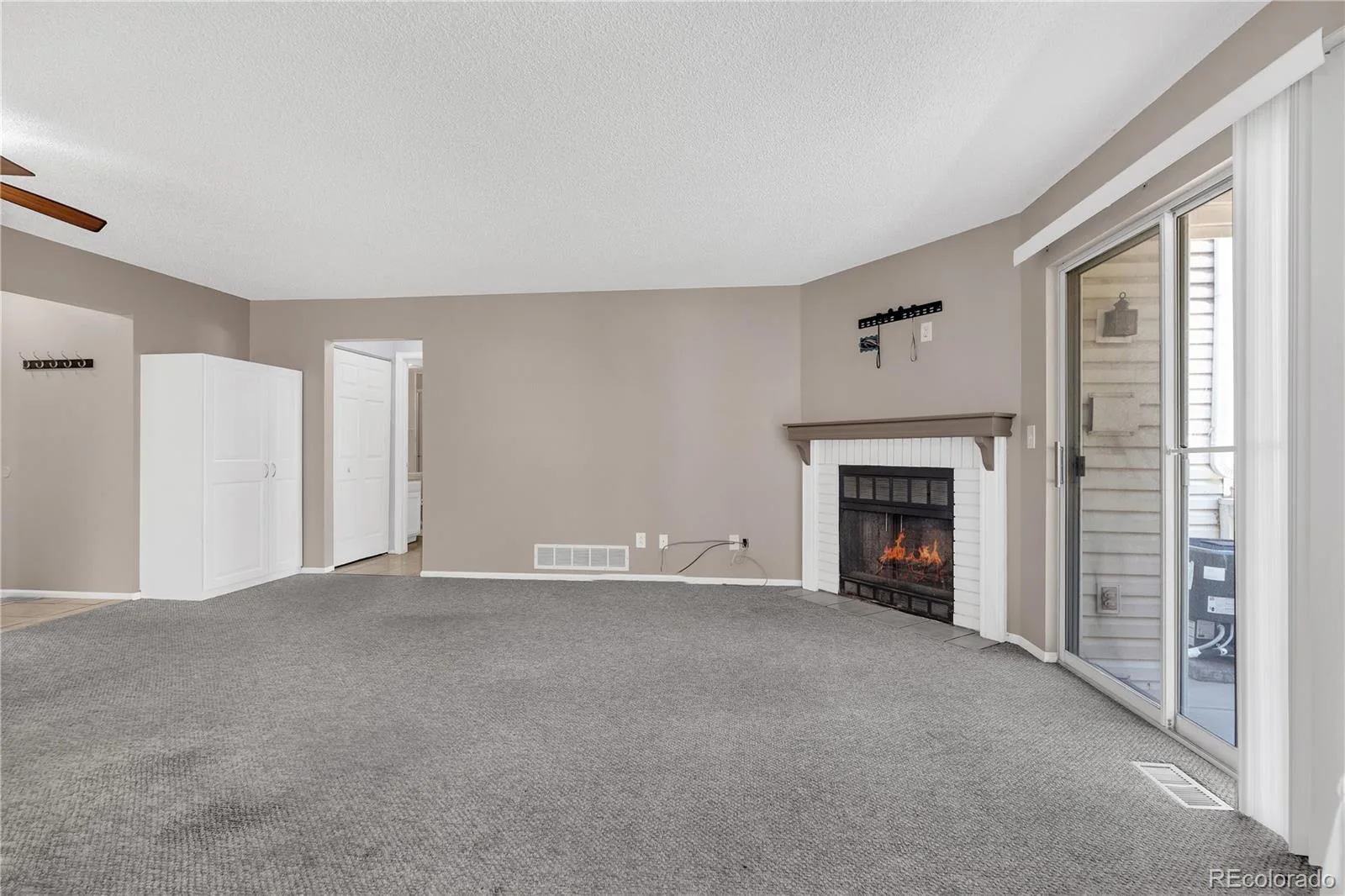 12524 E Pacific Circle #B Aurora CO 80014 | MLS #REC1774465 08242026204844 1600 4