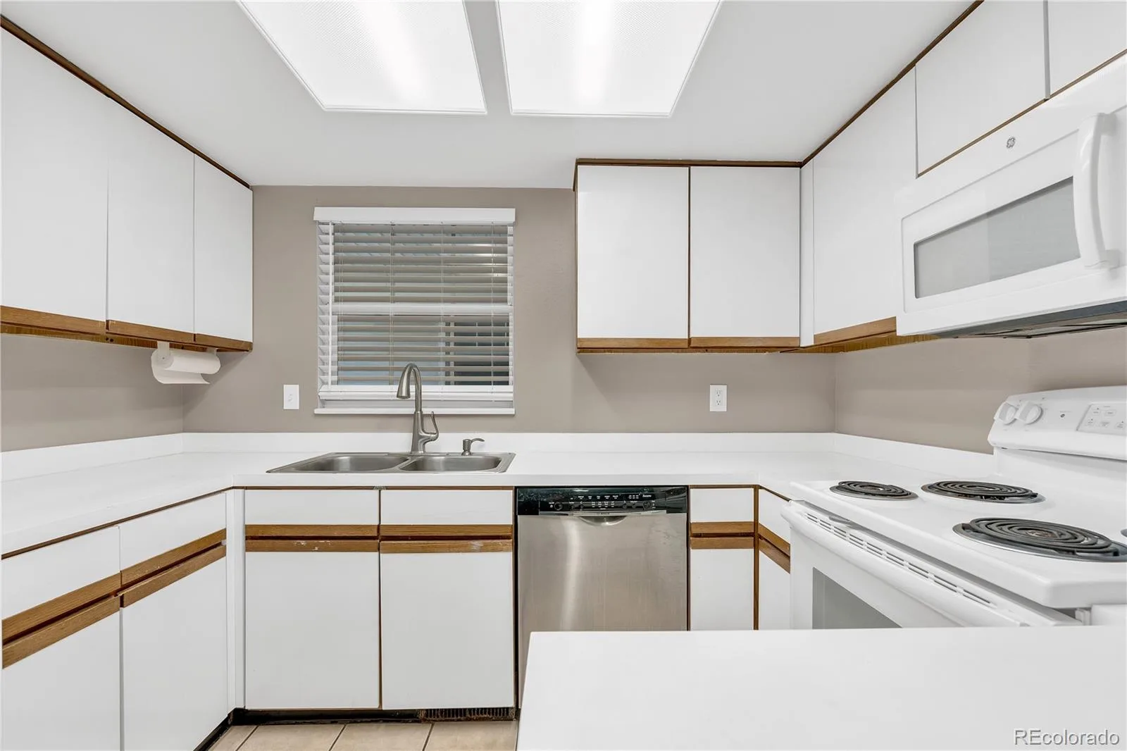 12524 E Pacific Circle #B Aurora CO 80014 | MLS #REC1774465 08242026204844 1600 9