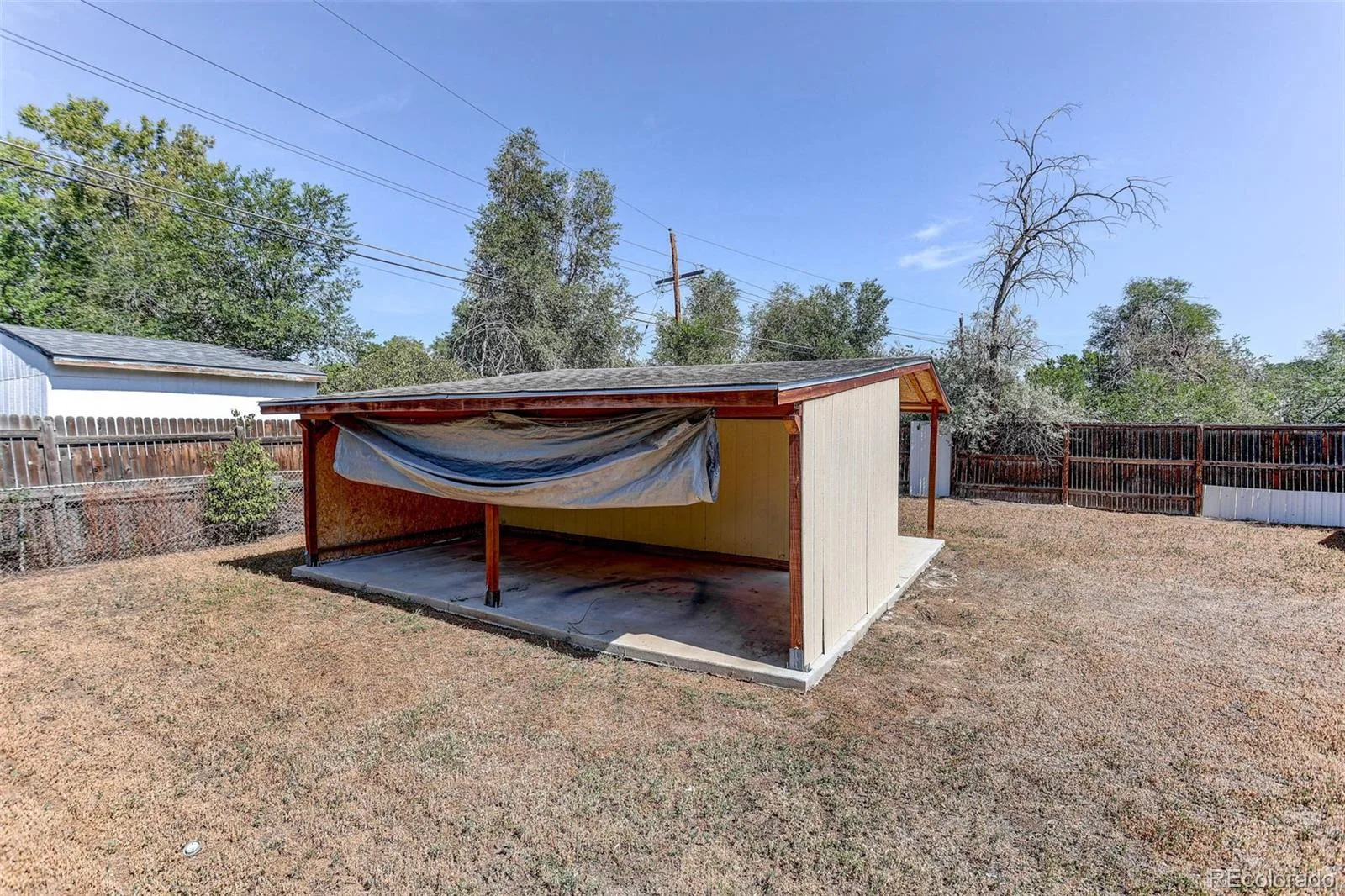 805 Kingston Street Aurora CO 80010 | MLS #REC1776197 08202026143513 1600 21