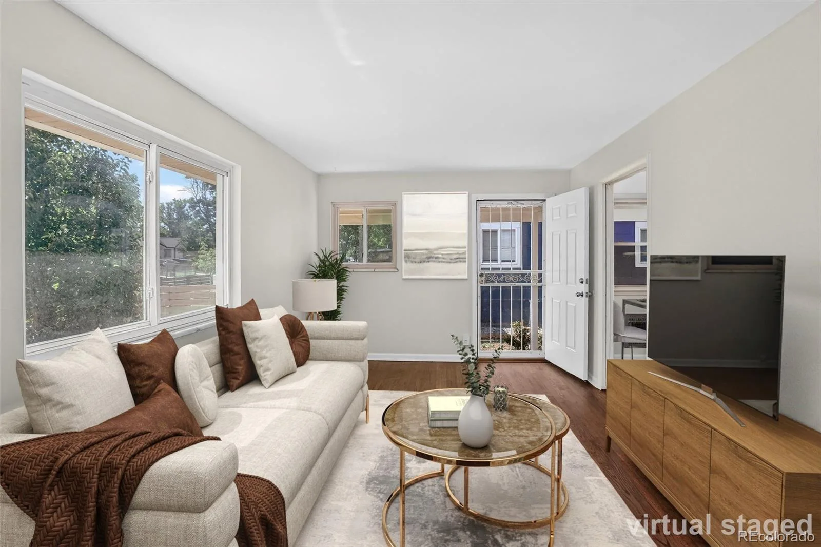 805 Kingston Street Aurora CO 80010 | MLS #REC1776197 08202026143513 1600 5