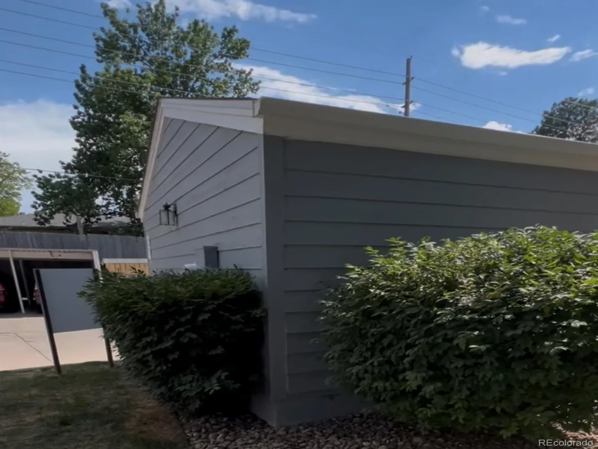 8500 E Jefferson Avenue #2F Denver CO 80237 MLS #REC1778572 07222026141648 1200 23
