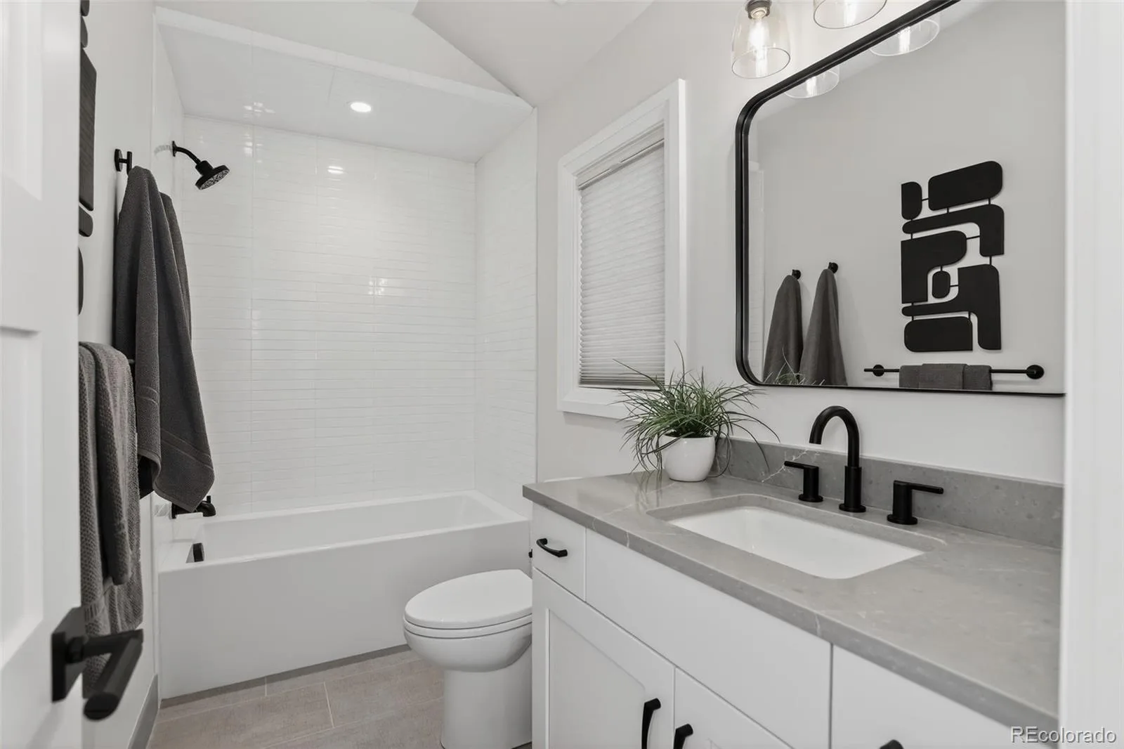 1295 S Garfield Street Denver CO 80210 MLS #REC1780605 06172026162236 1600 35