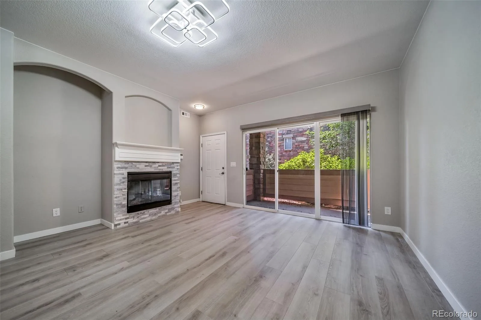 7160 S Wenatchee Way #A Aurora CO 80016 | MLS #REC1780873 06252026140518 1600 10