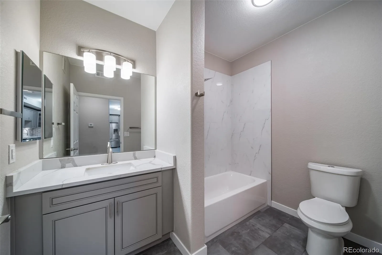 7160 S Wenatchee Way #A Aurora CO 80016 | MLS #REC1780873 06252026140518 1600 31