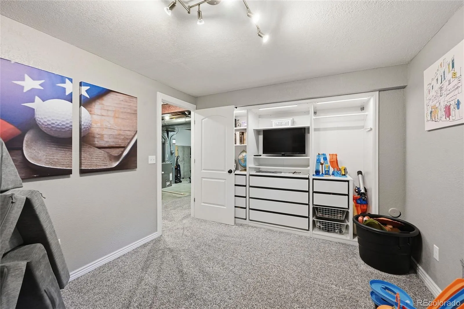 11457 W Fremont Drive Littleton CO 80217 MLS #REC1781722 05072026155647 1600 32