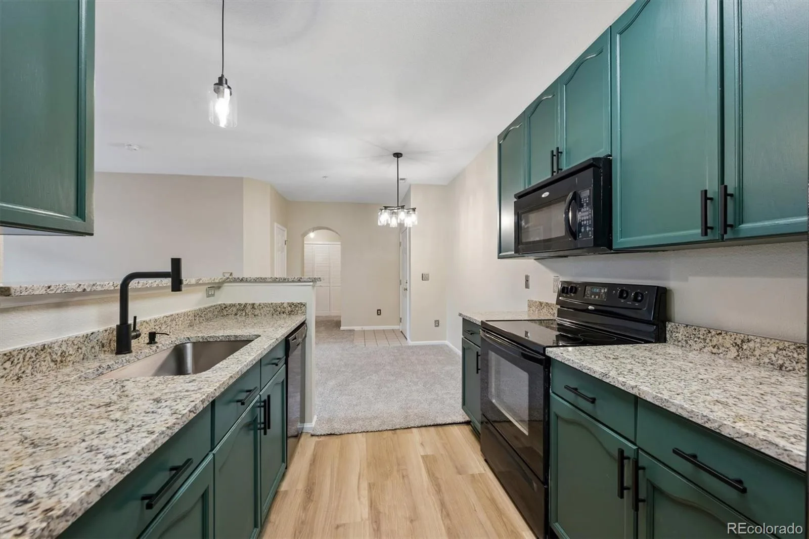 14333 E 1st Drive #102 Aurora CO 80011 | MLS #REC1783388 08112026231731 1600 6