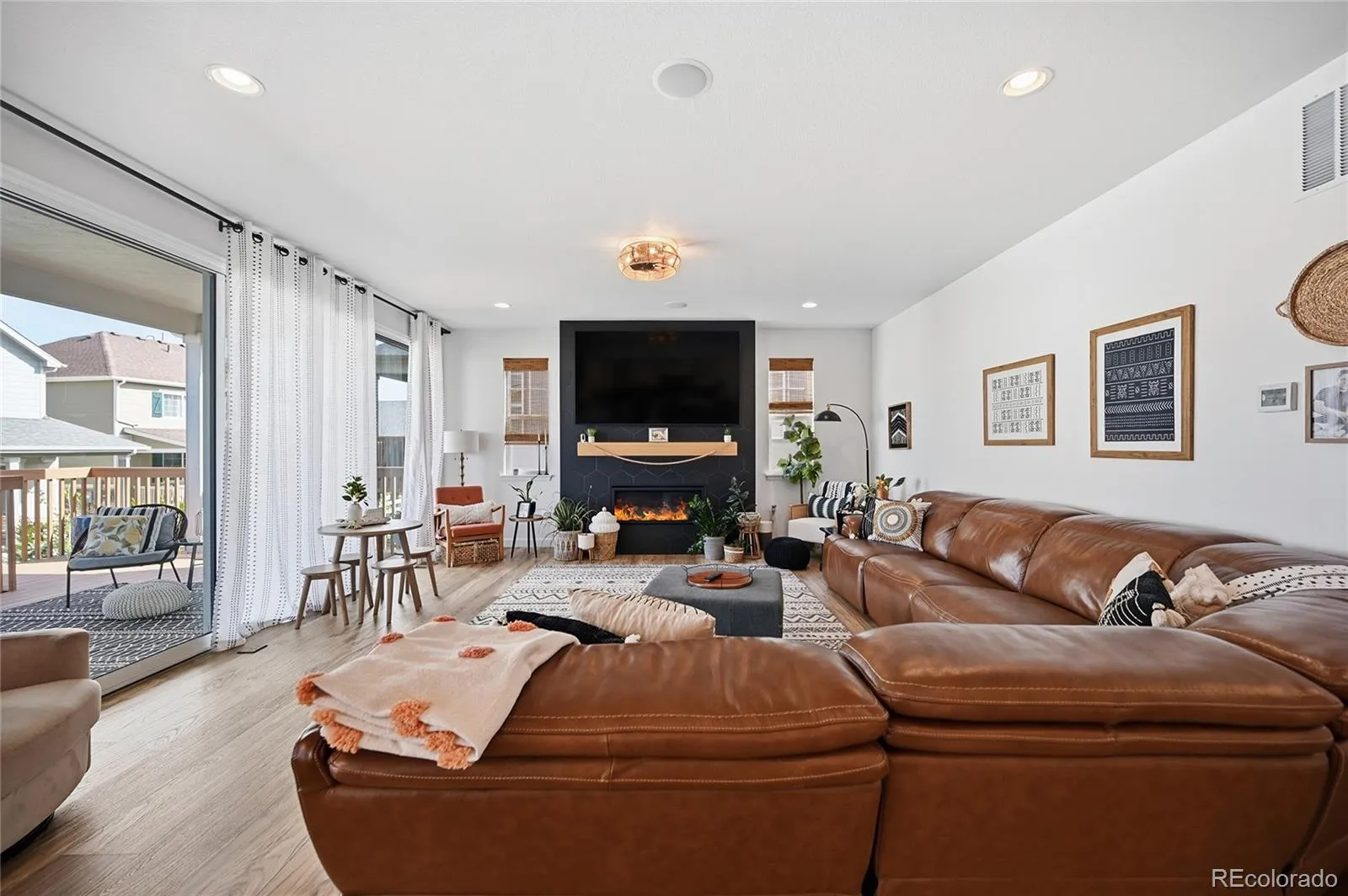 7254 S Waterloo Way Aurora CO 80016 MLS #REC1783430 05162026035811 1600 12