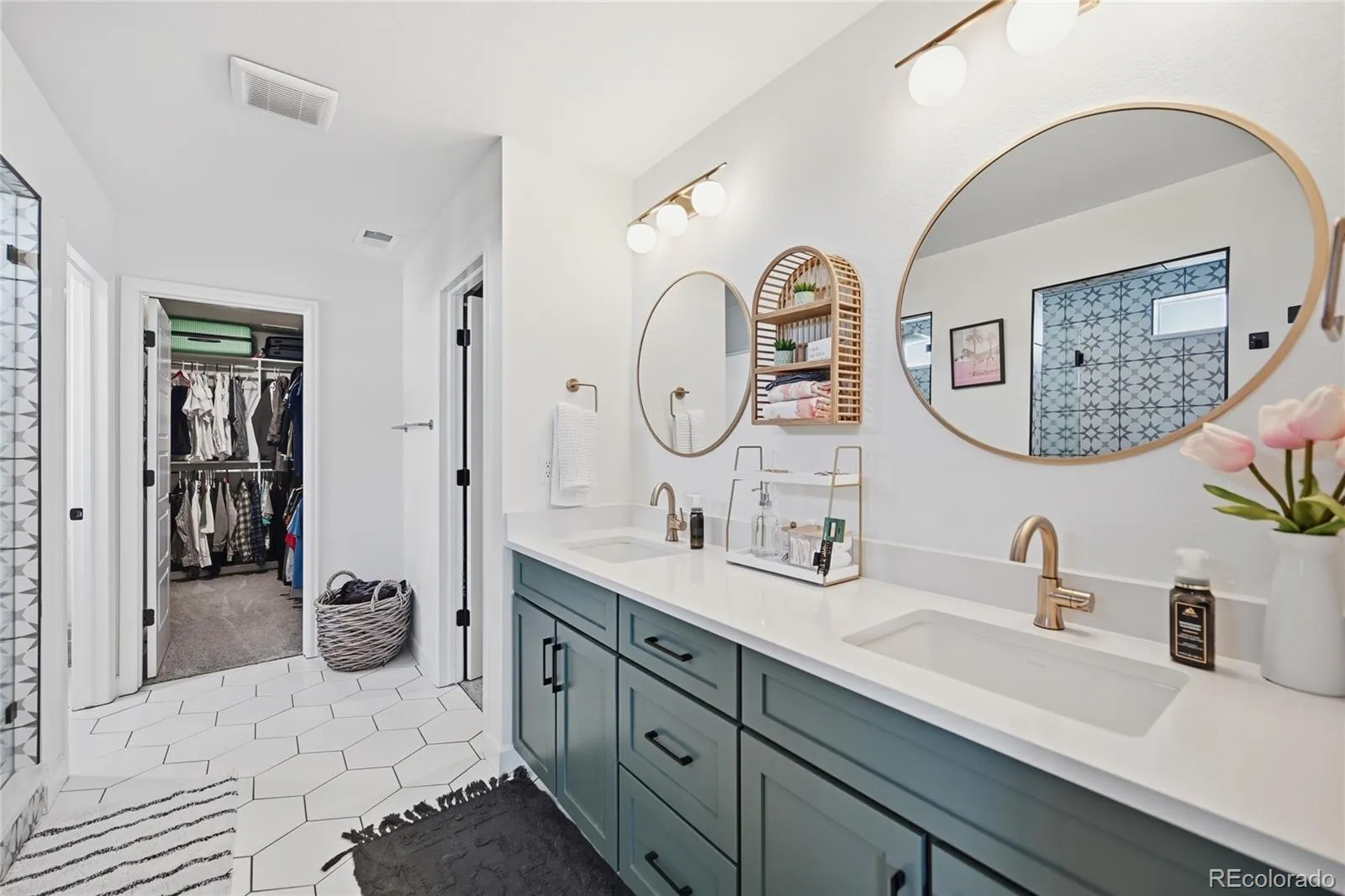 7254 S Waterloo Way Aurora CO 80016 MLS #REC1783430 05162026035811 1600 16