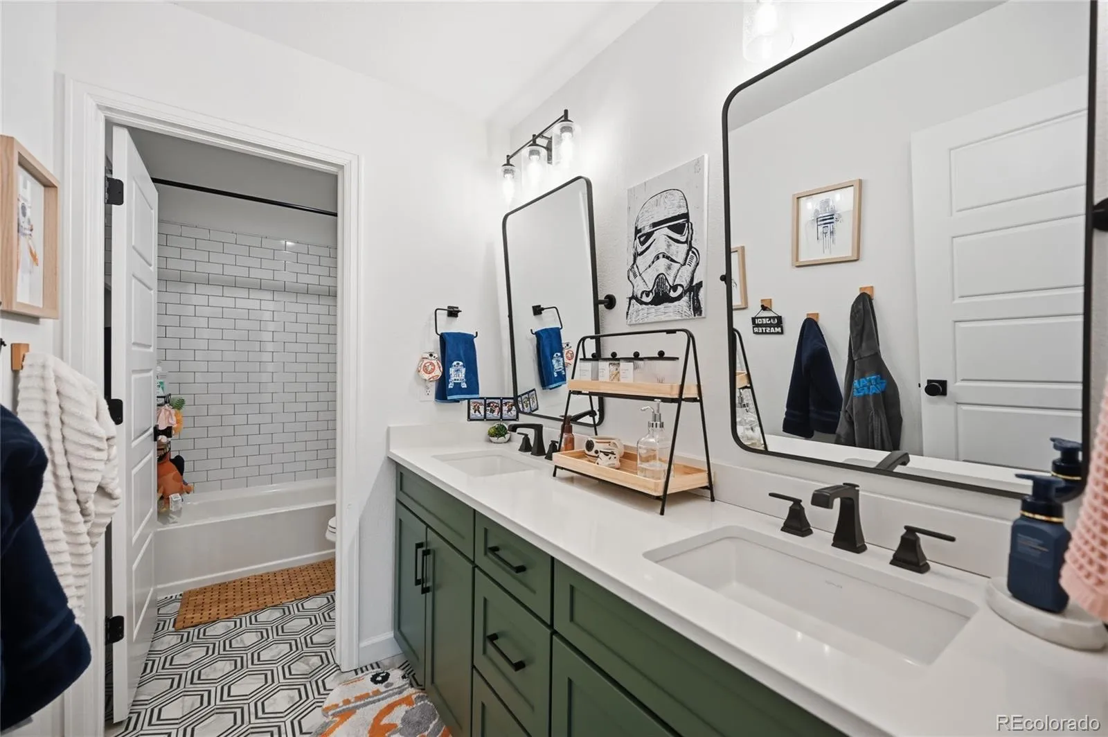 7254 S Waterloo Way Aurora CO 80016 MLS #REC1783430 05162026035811 1600 22