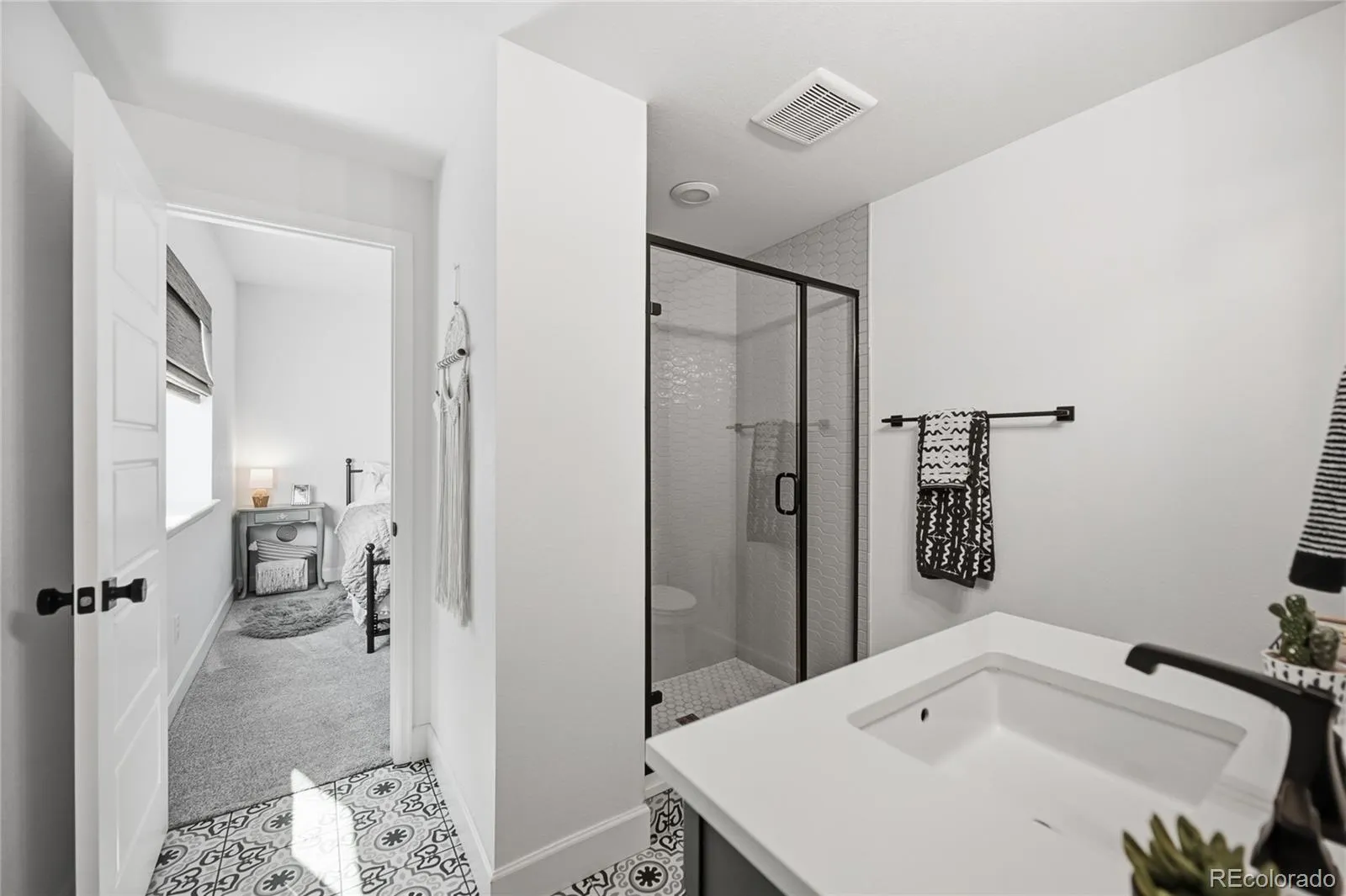 7254 S Waterloo Way Aurora CO 80016 MLS #REC1783430 05162026035811 1600 29