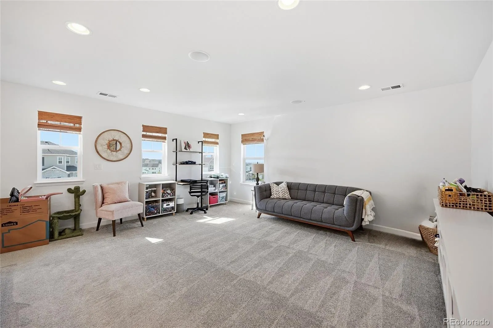 7254 S Waterloo Way Aurora CO 80016 MLS #REC1783430 05162026035811 1600 35