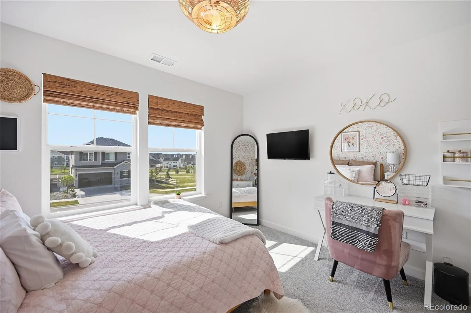 7254 S Waterloo Way Aurora CO 80016 MLS #REC1783430 06162026215821 1600 21
