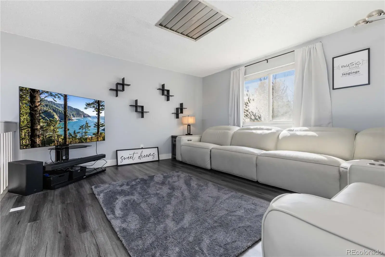 11192025004347 1600 16